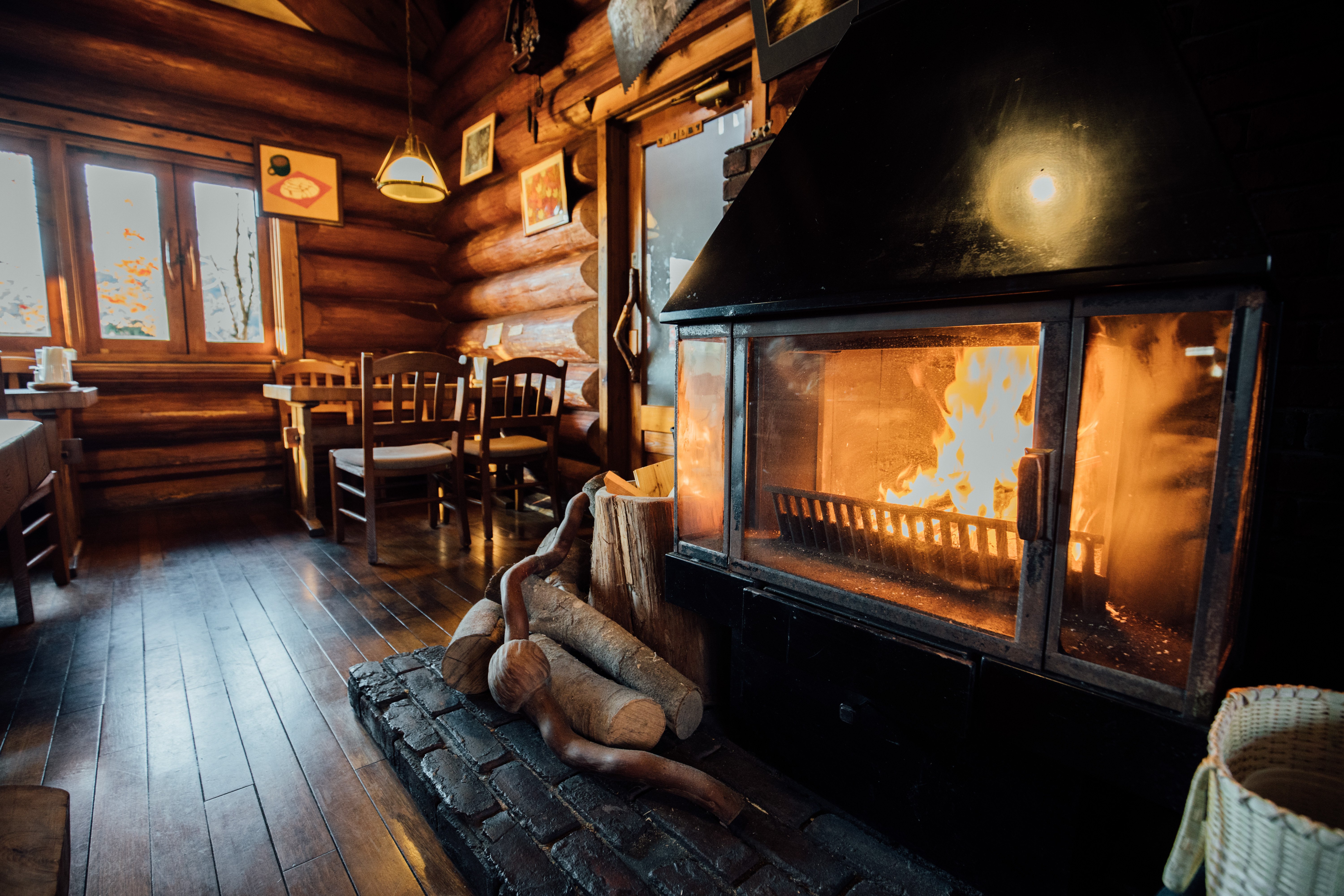 ランチ】こだわりのログハウスでいただく大人のお子様ランチ！「LOGGER