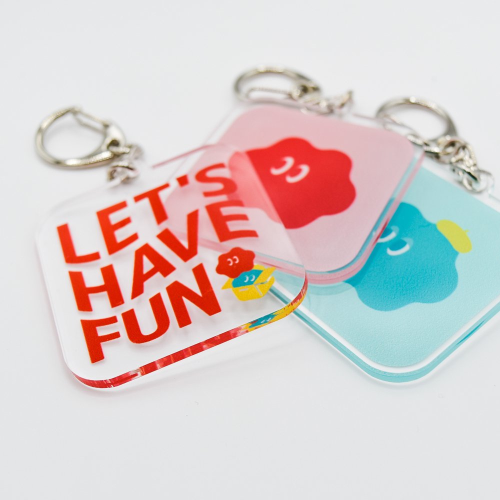 RELEASE!!】アクリルキーホルダー(四角)が登場しました🎉｜Tシャツ