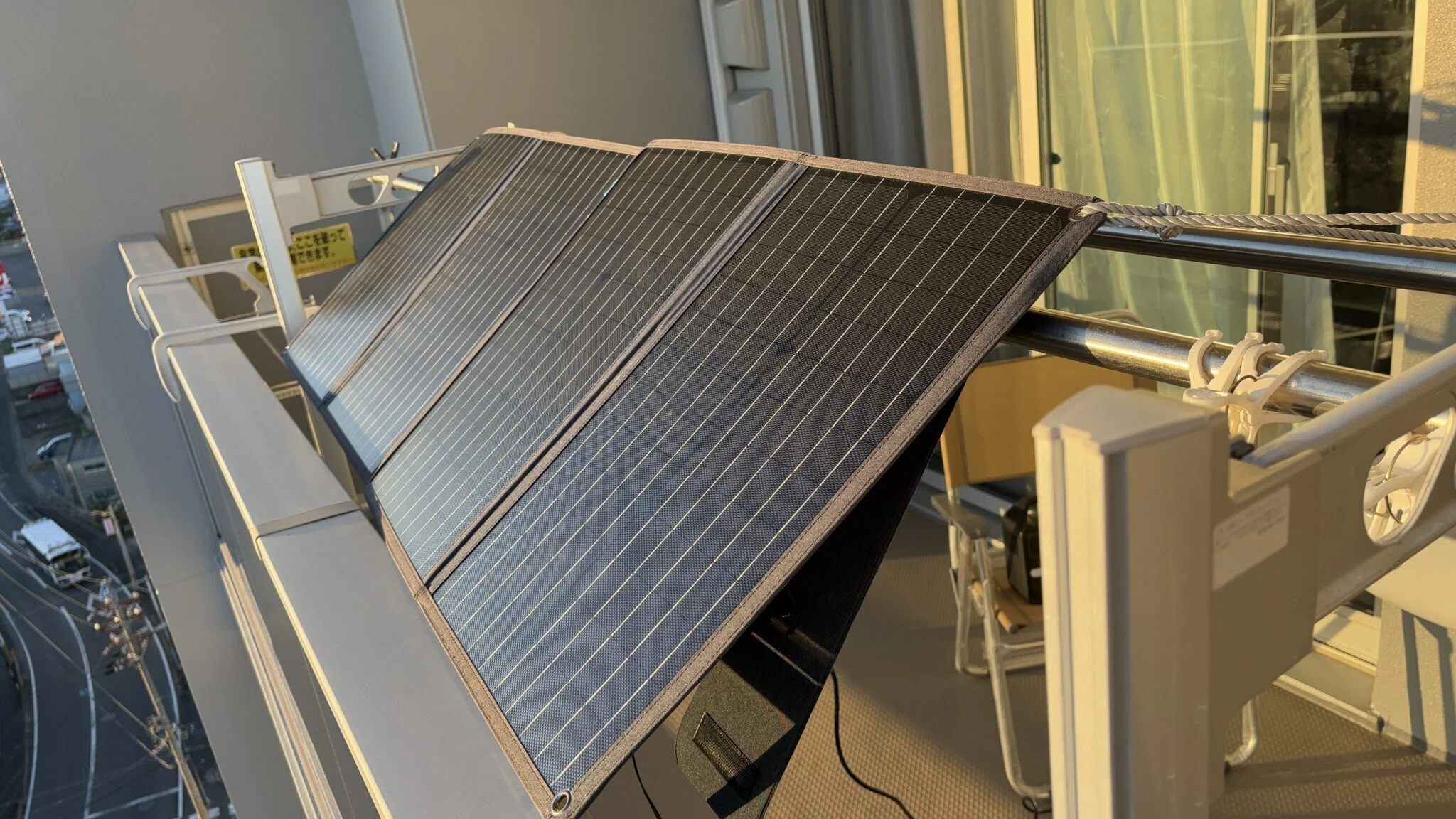 ポータブル電源】ベランダ発電から防災まで、1年間使用して分かった