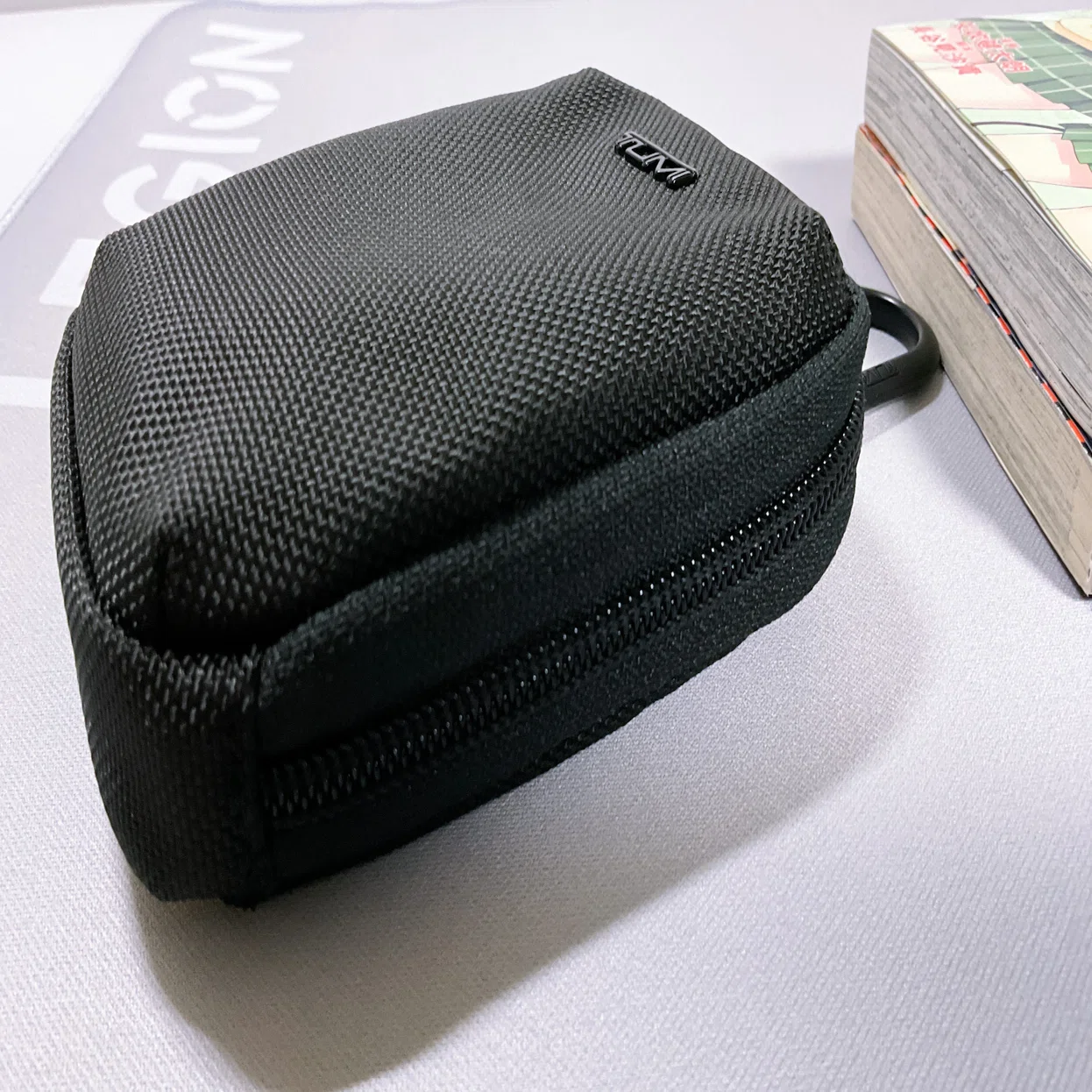 TUMI】 「モジュラー・アクセサリー・ポーチ」レビュー 【汎用的な小物 