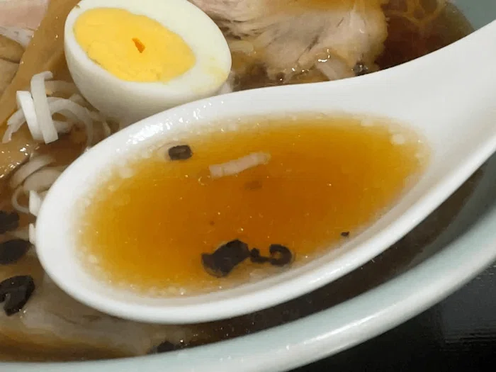餃子らぁめん坊 チャーシュー麵 スープ