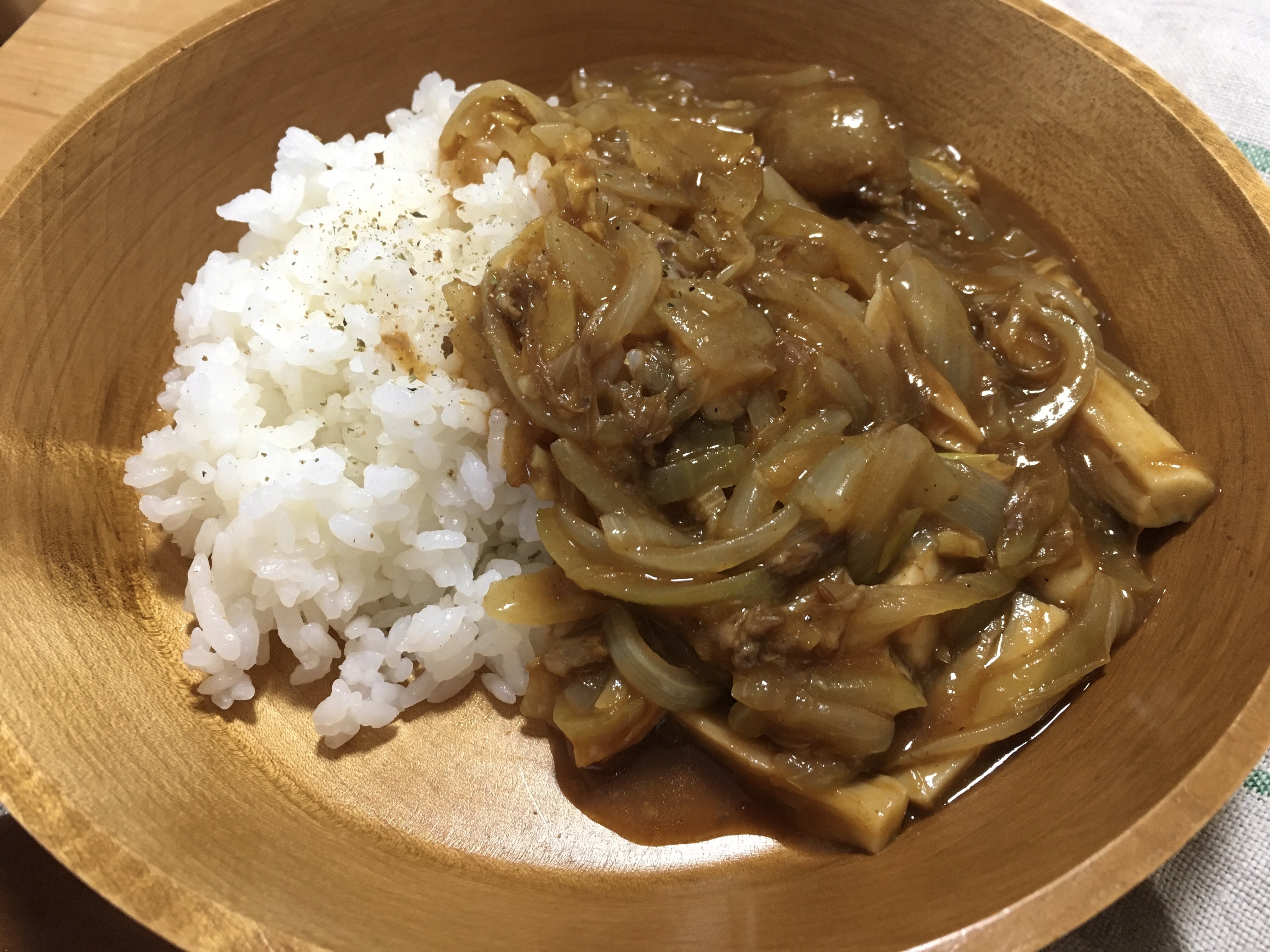 牛テールカレー｜鈴蘭