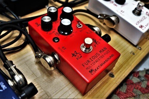 ファズ】KATANASOUND ”FURIOUS MAN” 怒漢の発信サウンドから