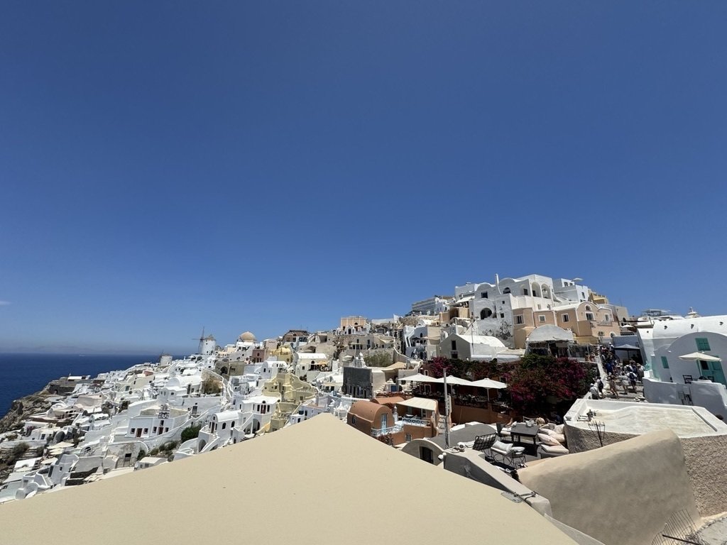 クリアで暗い水色の胎に白の横線紋、紀元0年頃の角柱ローマン・モザイク、類例が掲載 Antique Gallery Soleil アンティークジュエリー / 古代ローマ1〜2世紀