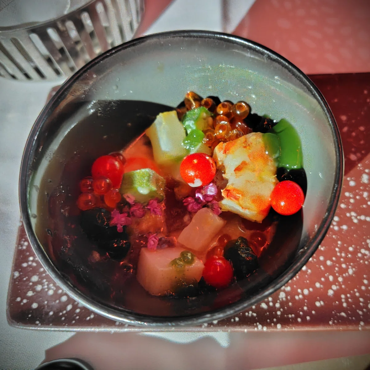 機内食 まぐろサラダ