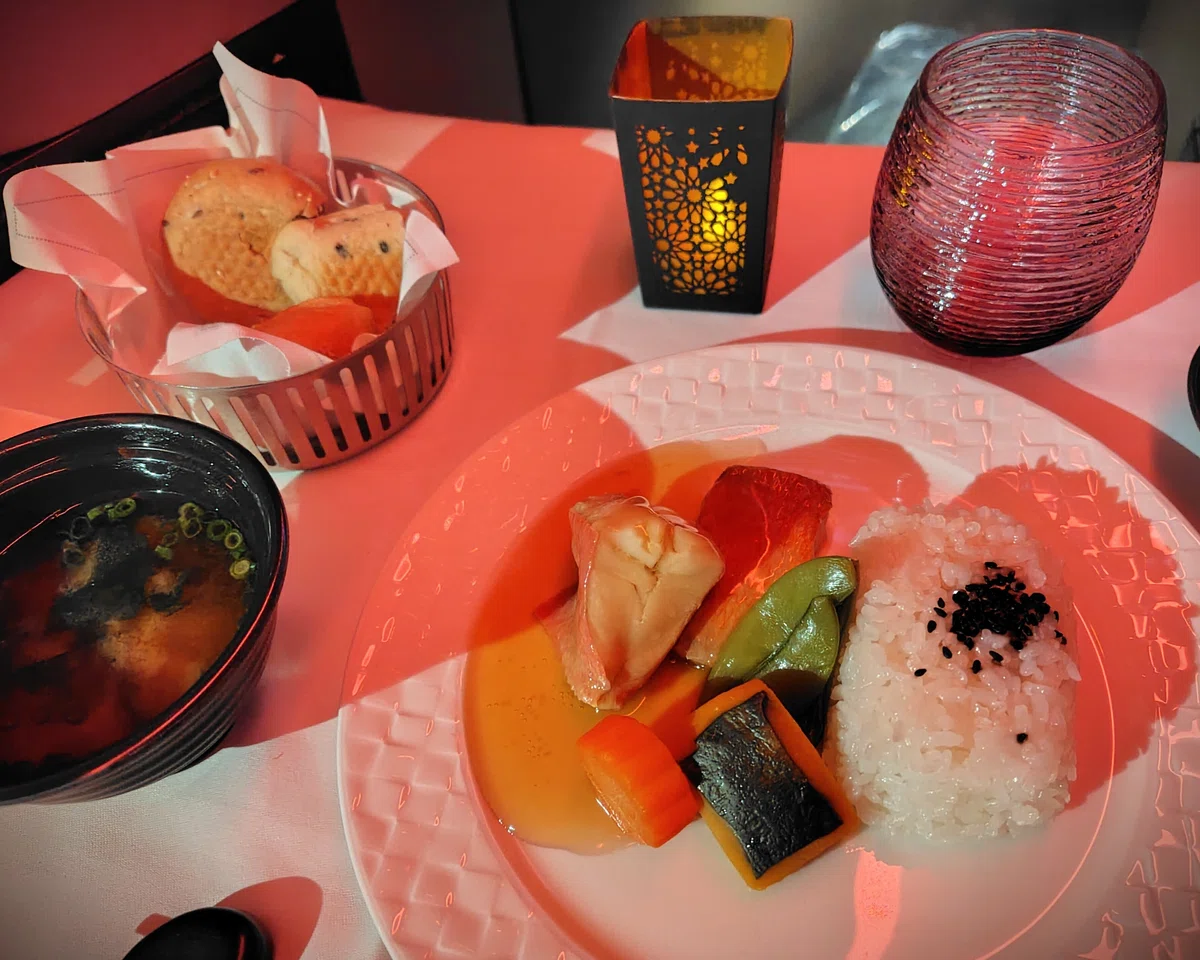 機内食 金目鯛の柚子あんかけ