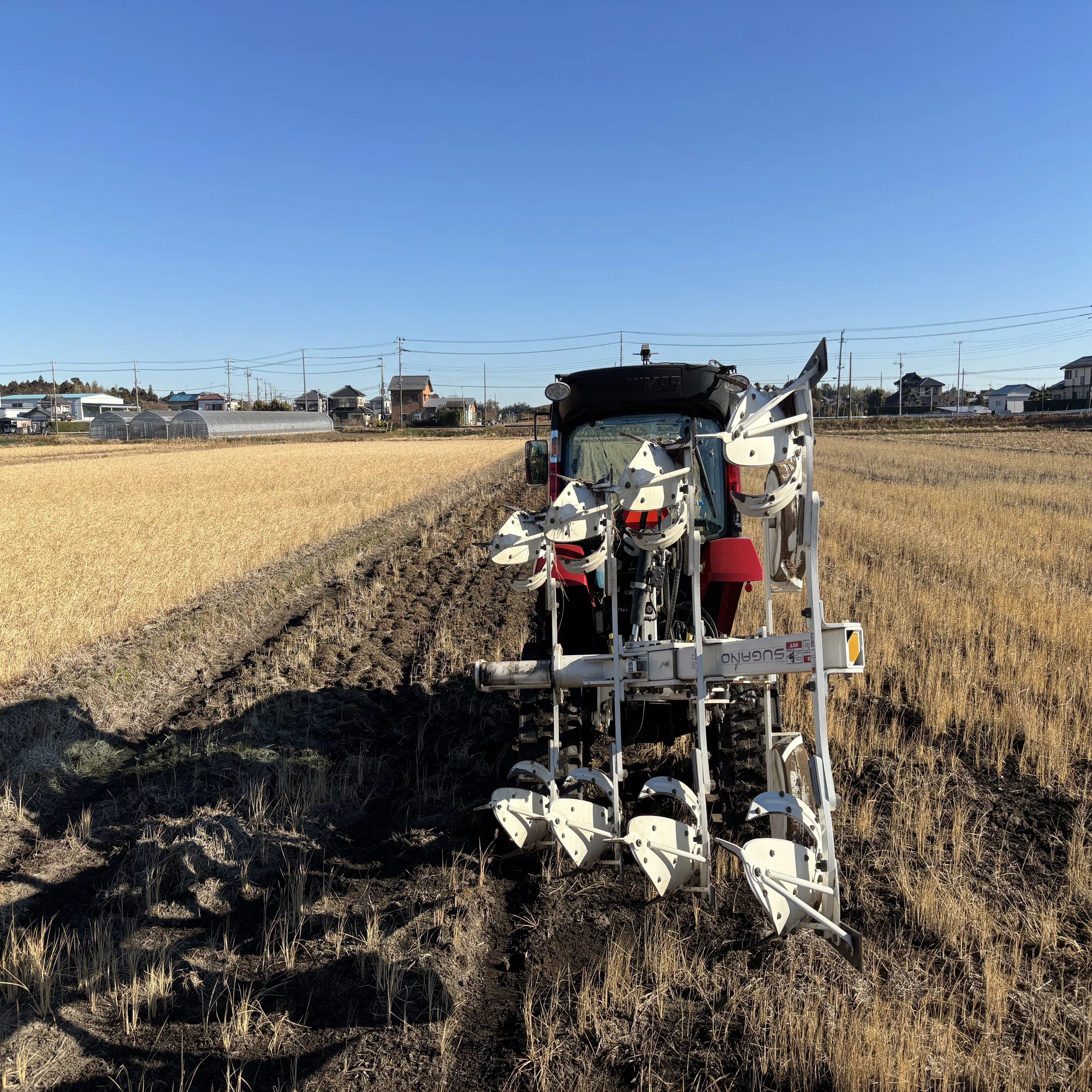 本日の農作業記録】トラクターを使って「天地返し」の術！？（2024/12 