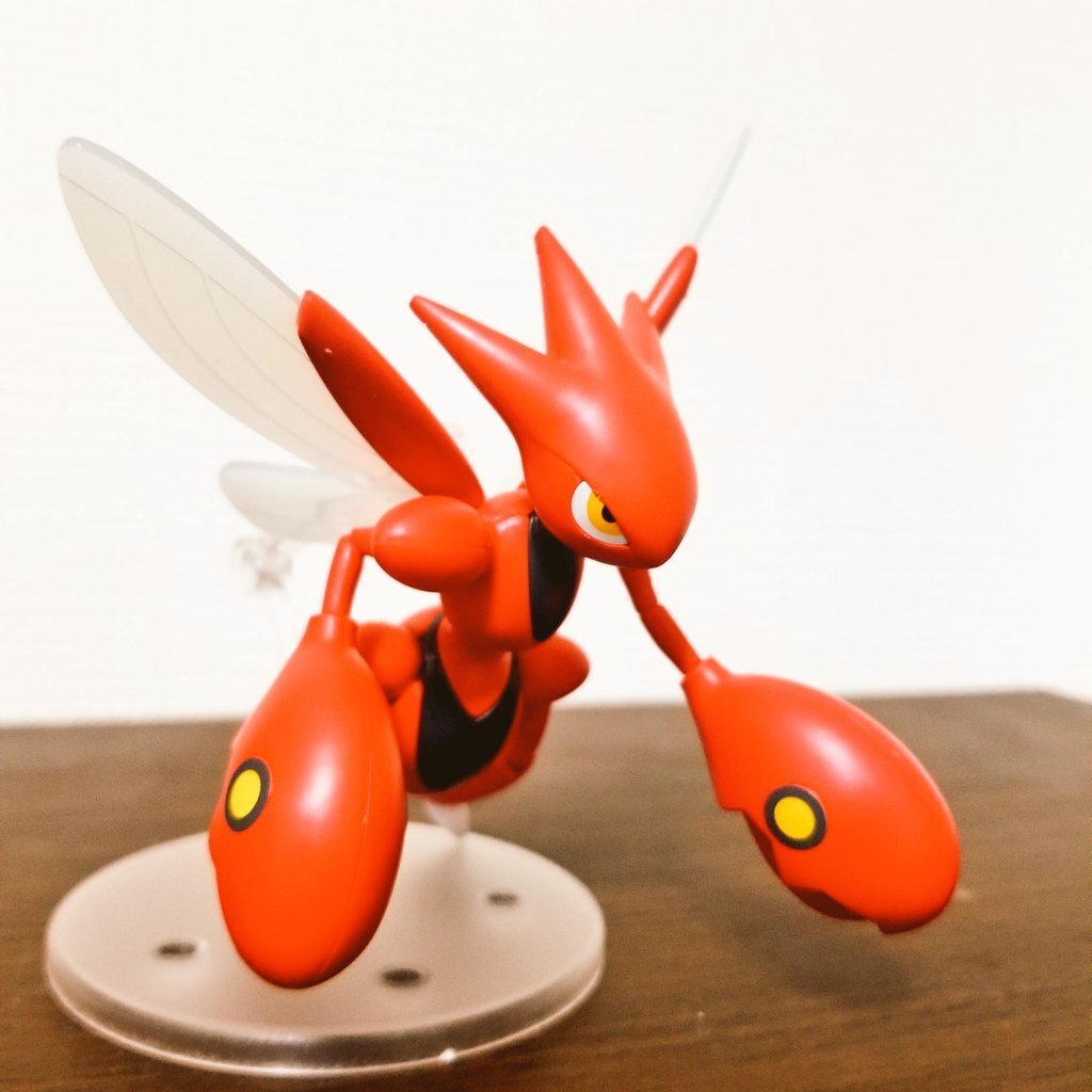 キリキザンに切り刻まれたハッサム ポケモンカードゲーム