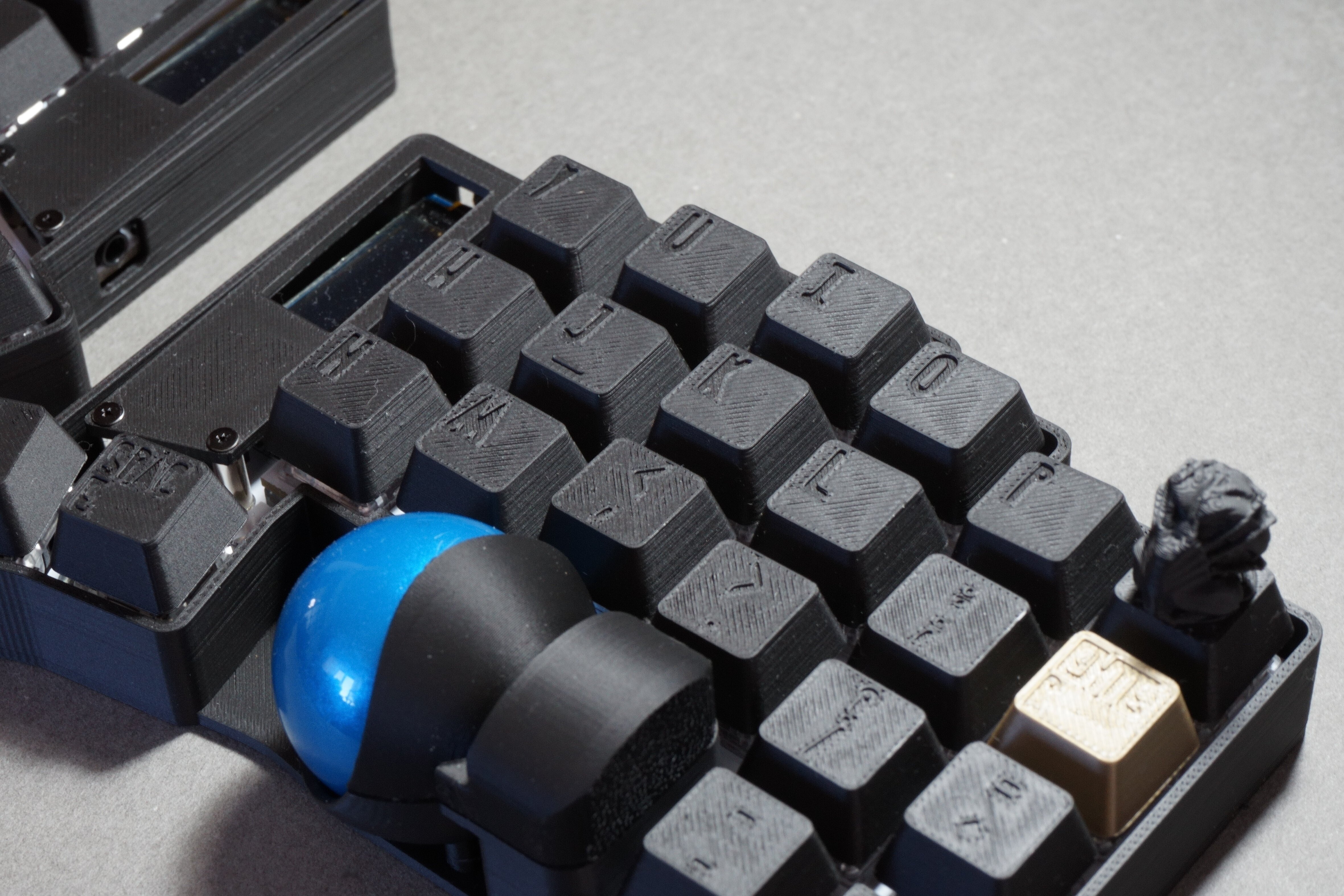 自作キーボード!3DプリンターとCADで作るkeyball44フル 自作キーボード!3DプリンターとCADで作るkeyball44フル