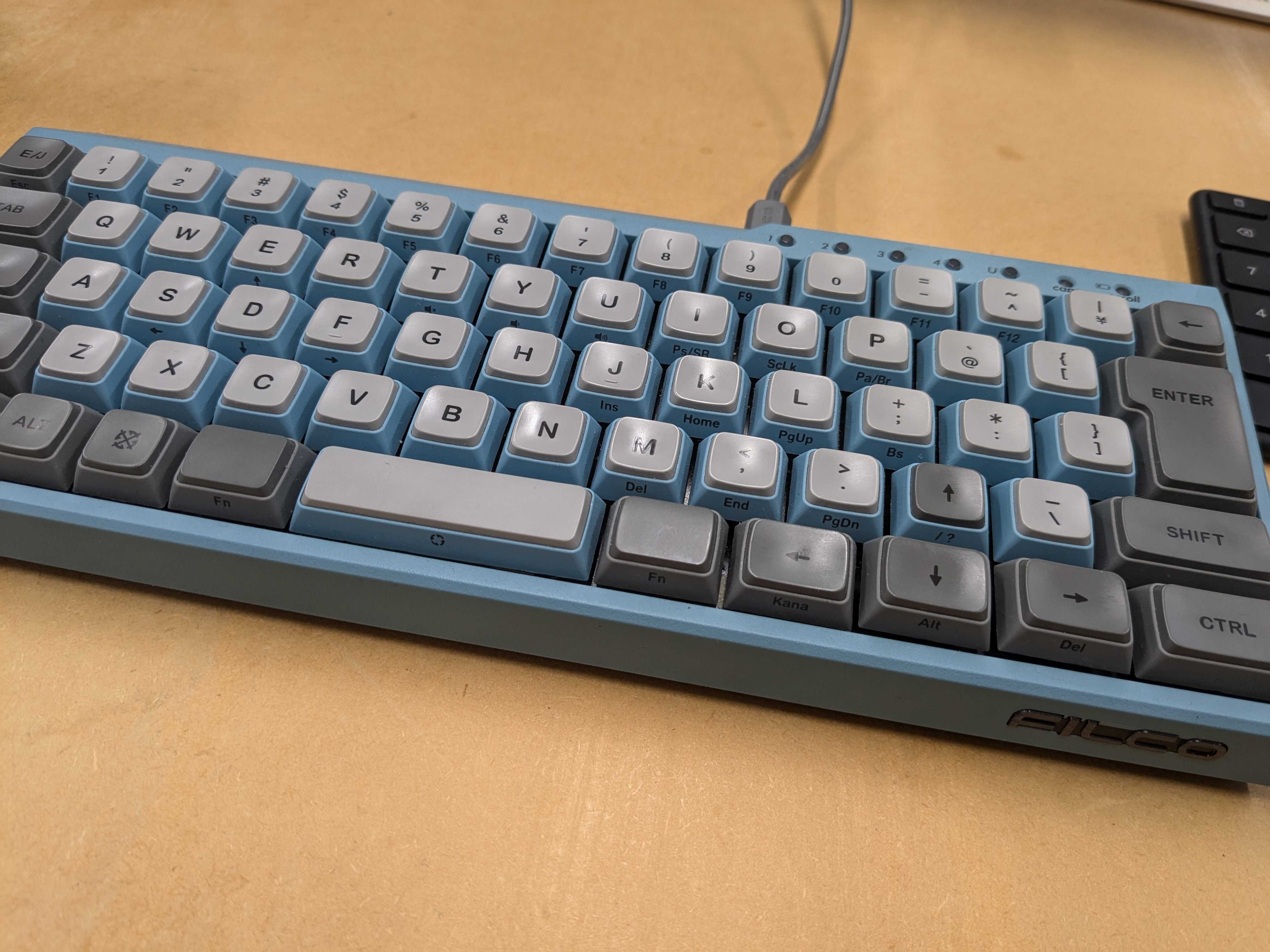 突撃！ 隣のキーボード！ フラーのエンジニアはどんなキーボード