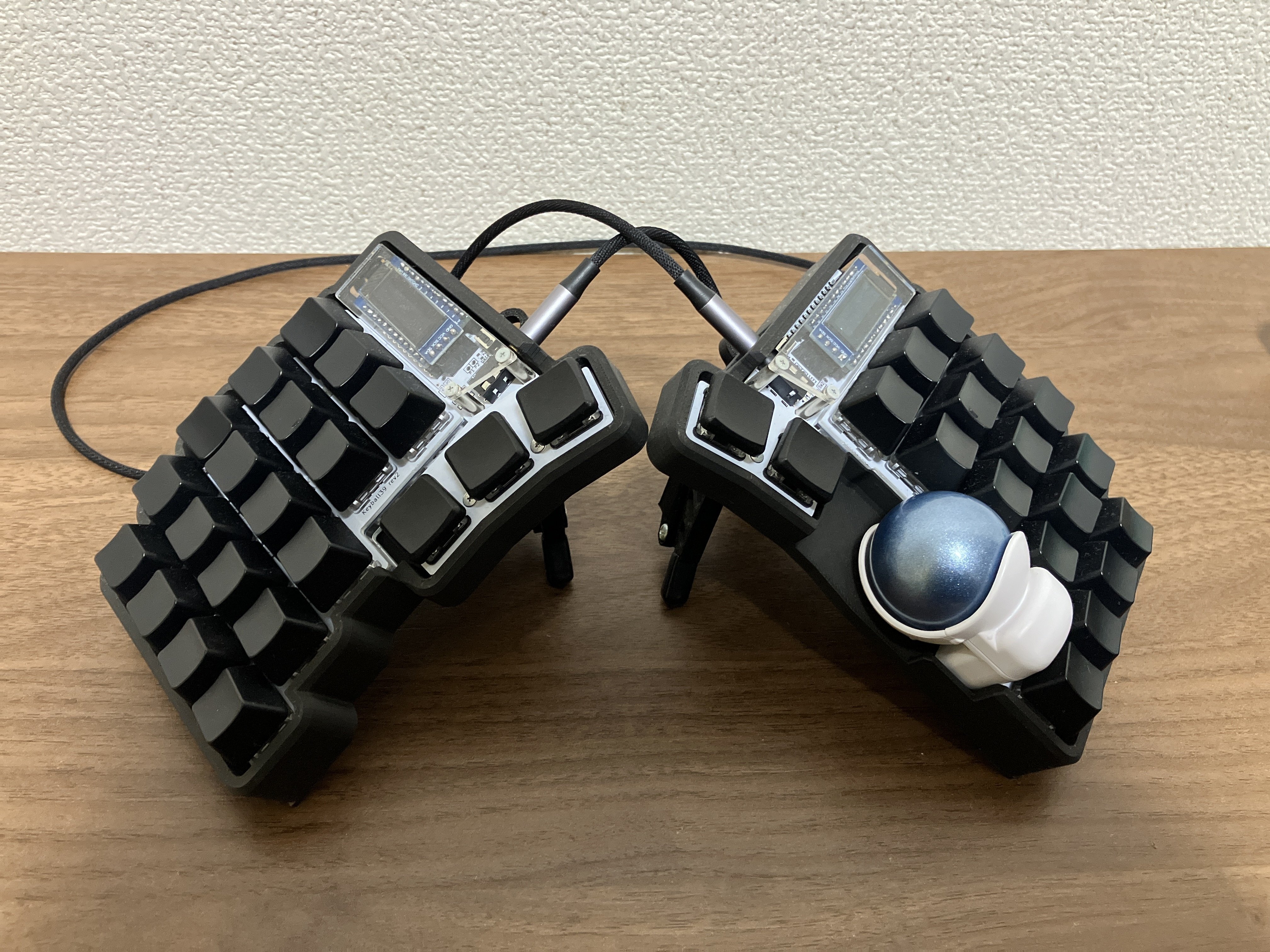 突撃！ 隣のキーボード！ フラーのエンジニアはどんなキーボード