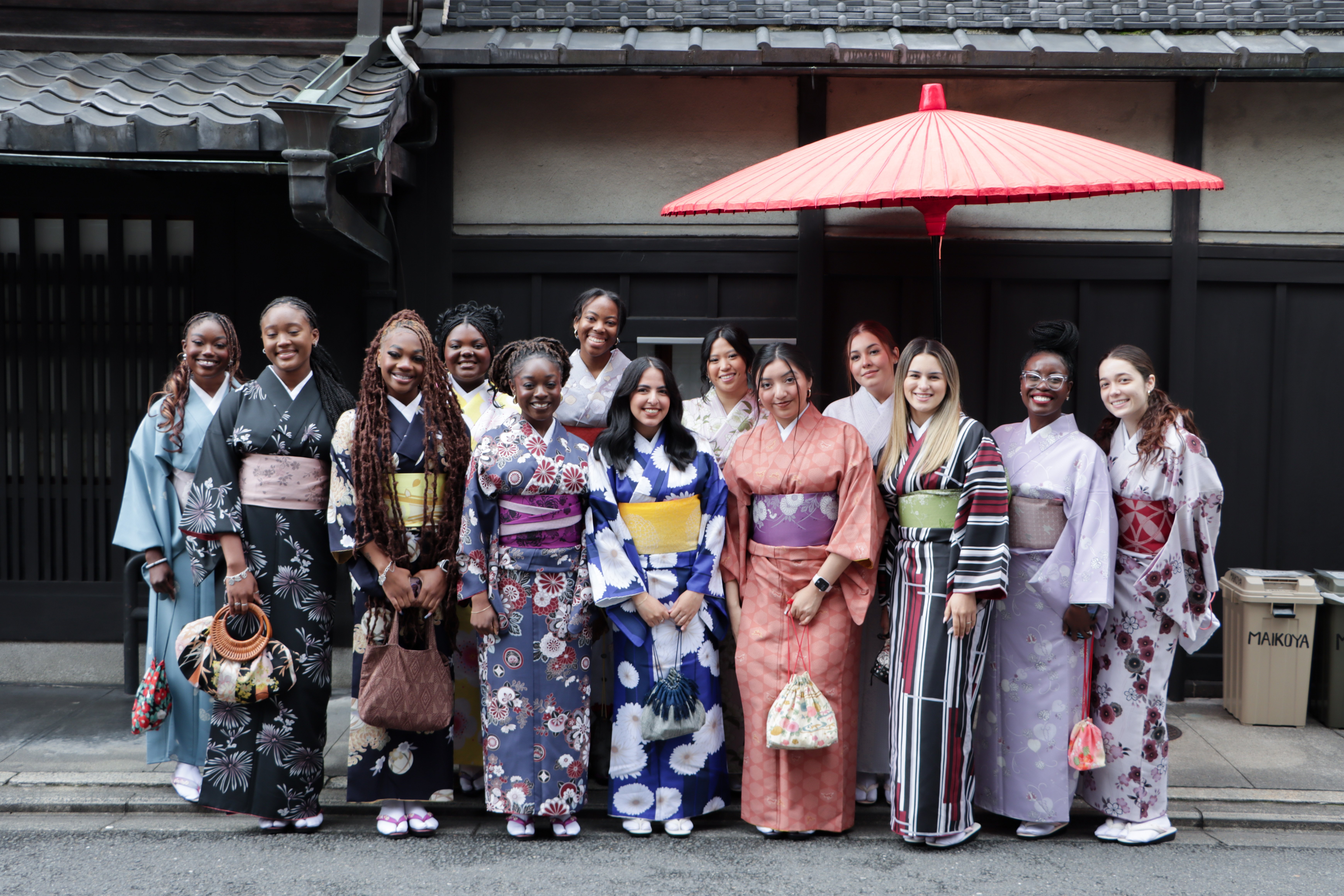 アメリカの黒人コミュニティ出身の若者にホームビジットを🌎19世帯で