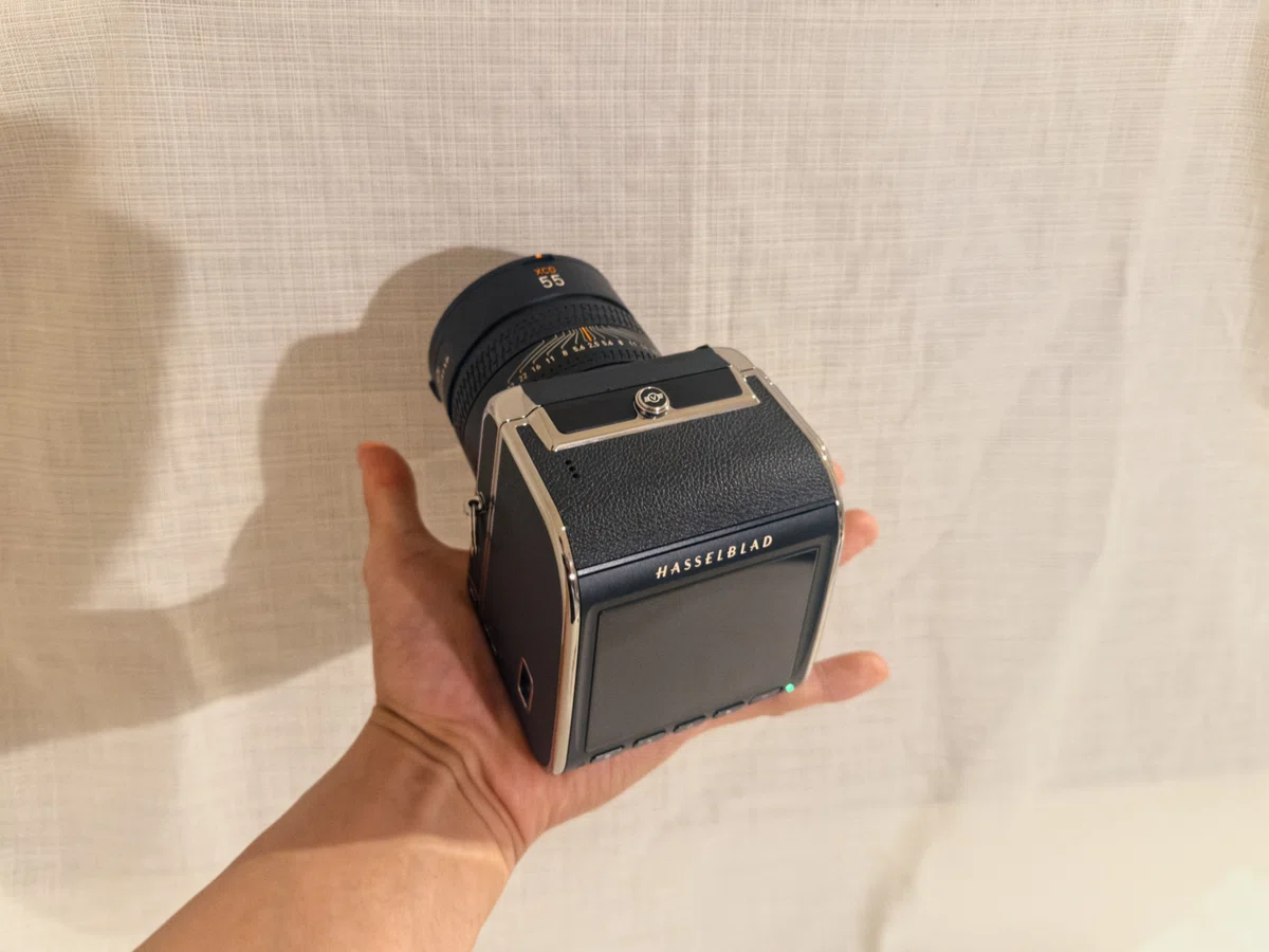 僕が、Hasselblad CFV100Cを売却してX2D 100Cにした理由｜itsuki