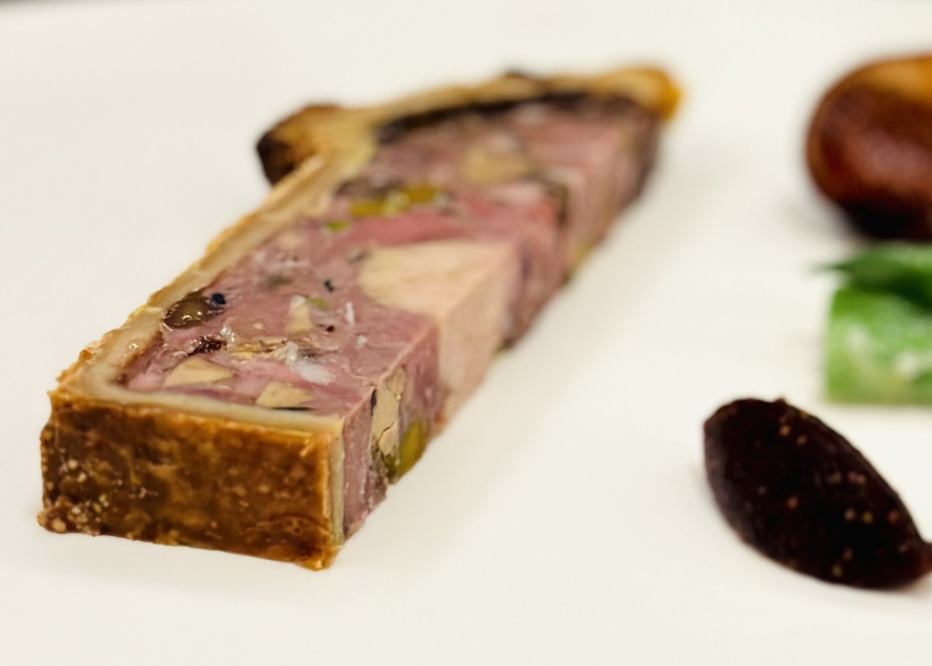 佐賀→フランス→銀座 小学生からの夢を叶えた「27歳フランス料理人