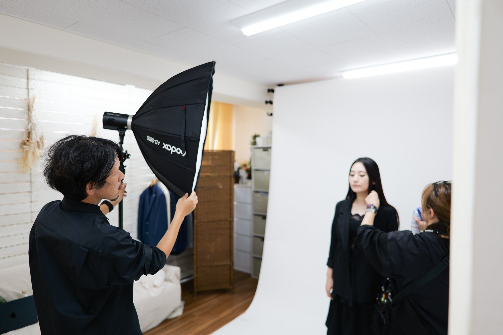 シンプル一灯ライティングで魅せるポートレート撮影術｜伊坂 謙