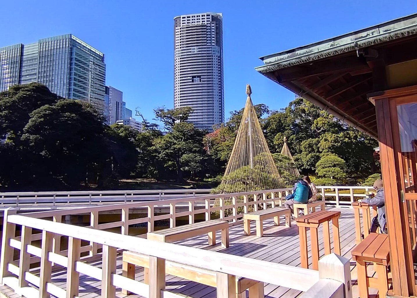 江戸時代　宮城　古上野目焼　鉋目　トビカンナ文様　徳利　壺　花入れ　大堀相馬焼 上野東照宮 - Wikipedia