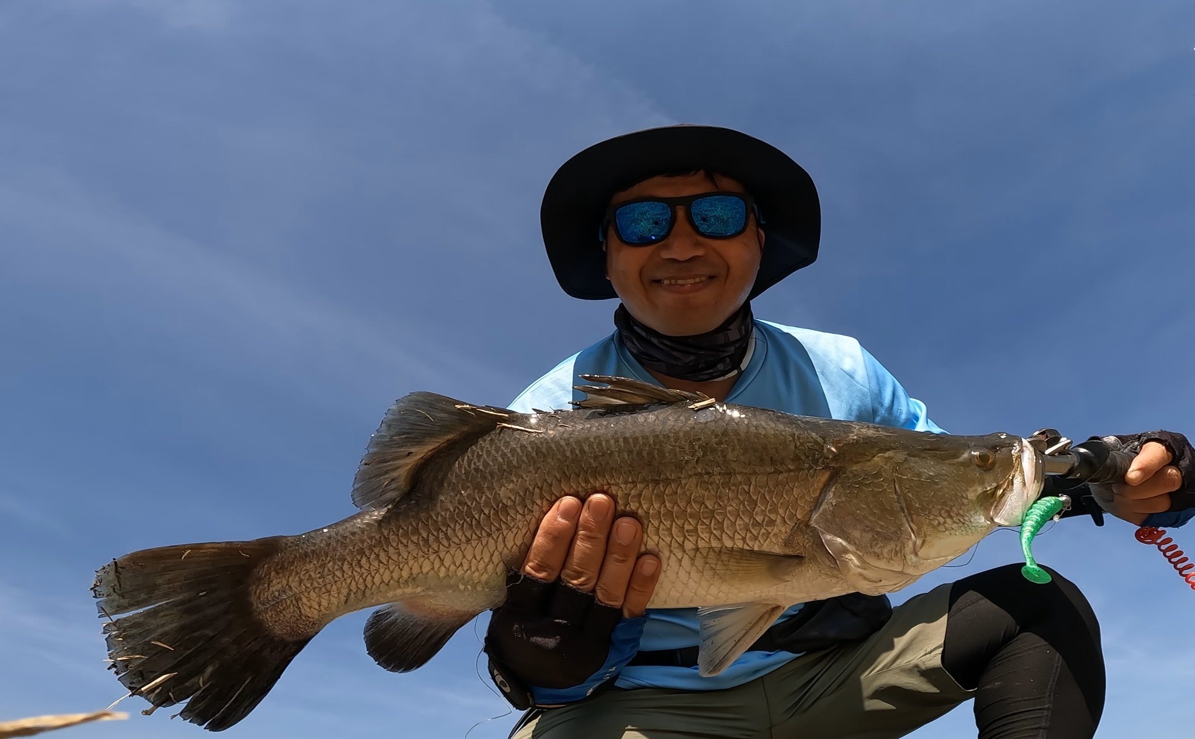 バンコクの釣堀でルアー釣りと練りエサ釣りを1日でやってみる｜タイ