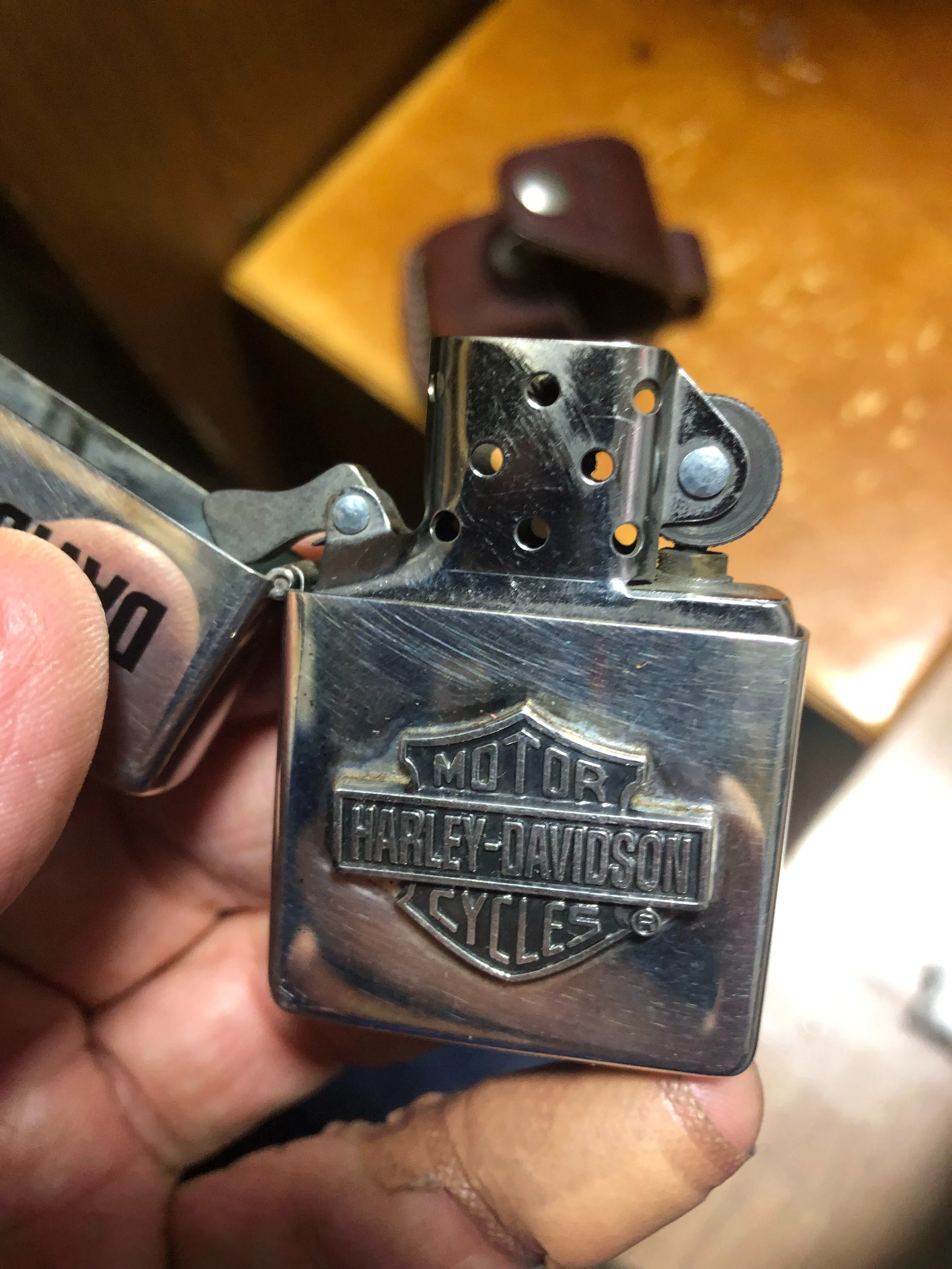 VICTORINOX - ZIPPO Yahoo!オークション 「ビクトリノックス」Zippo 