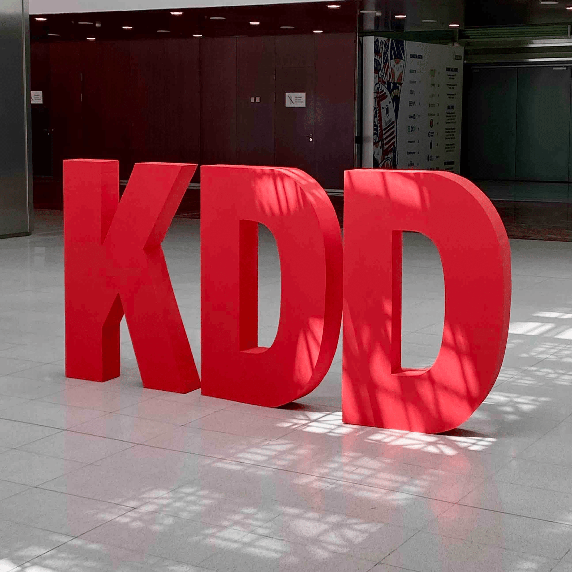 KDD 2024参加報告②-金融でのAI利用やLLM・グラフを中心に学会聴講