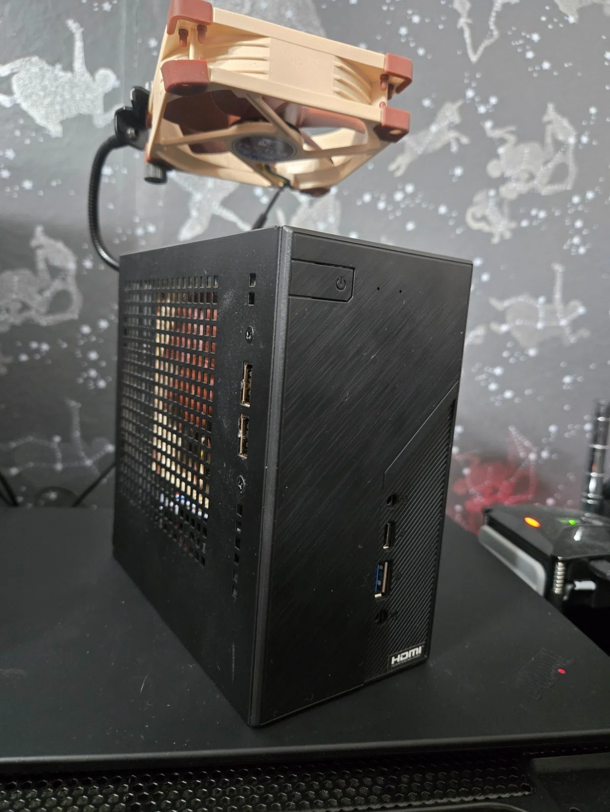 特価のASRock DeskMini H470でリビングPCを組む｜みけねこ！ワークス