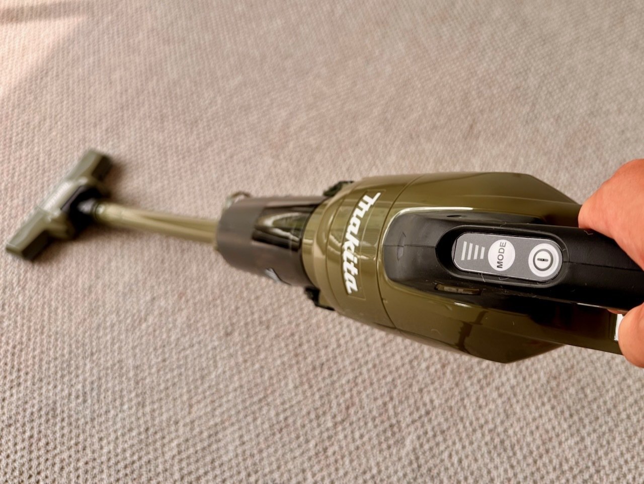 全て純正　マキタ　18V  掃除機　バッテリー　充電器付き マキタ 新型18V 充電クリーナー サイクロン一体 CL286FDZO