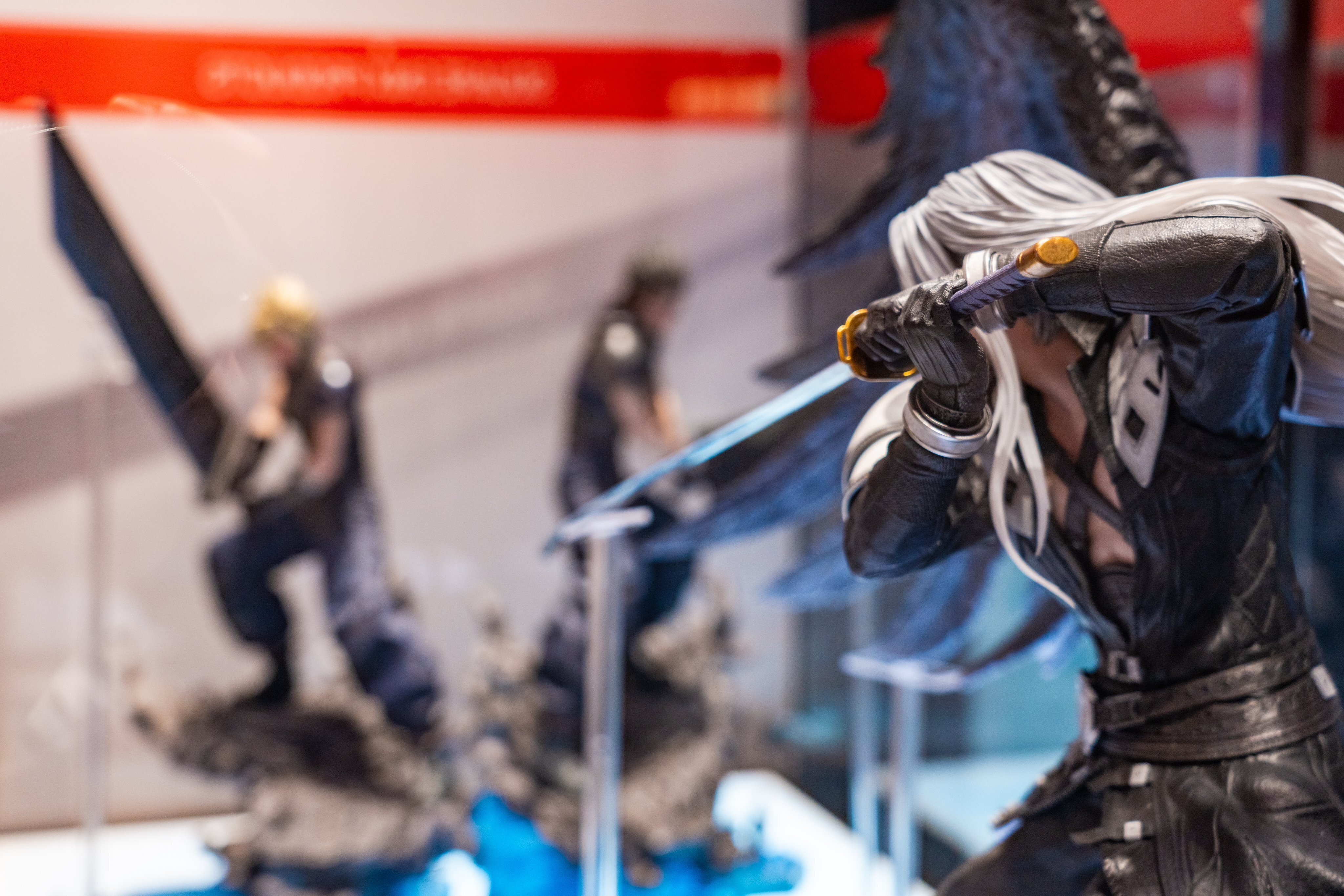救済者、セフィロス 　ショーケース　日本語 救済者、セフィロス/Sephiroth, the Savior (全面アート版