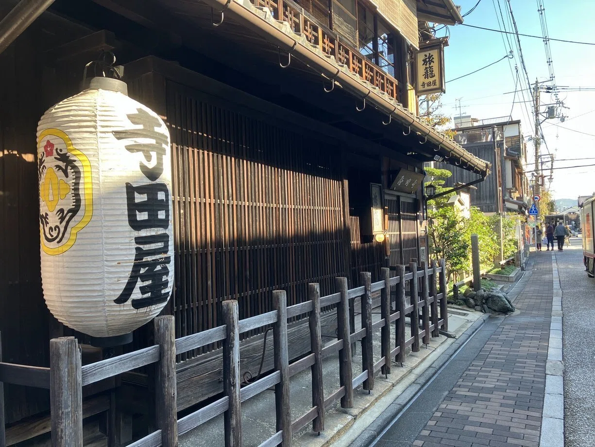 京都-大阪を結ぶ大切な水路、淀川沿いにて。寺田屋編｜多利田くみ