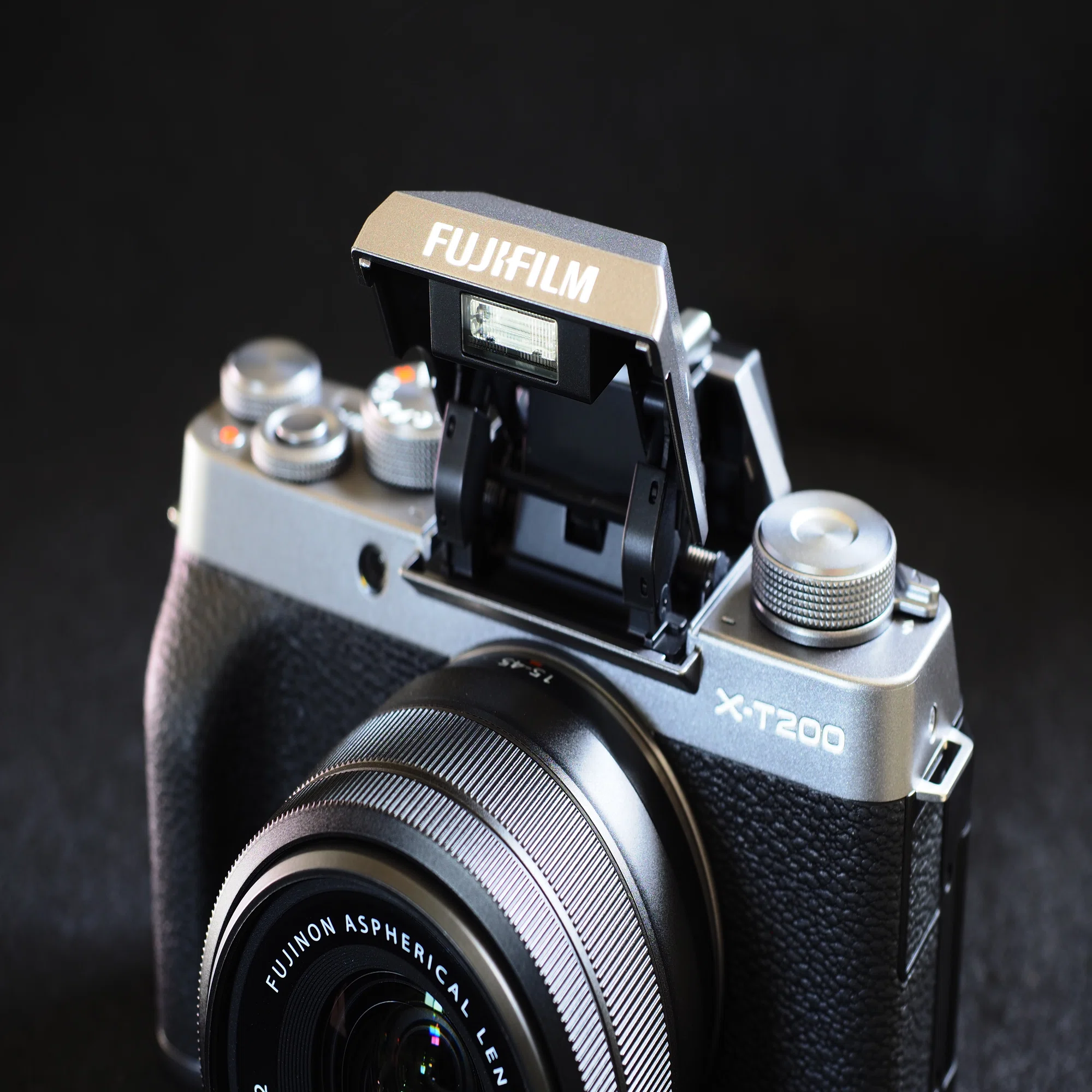思い出デジカメ『富士フイルムX-T200』｜思い出デジカメ