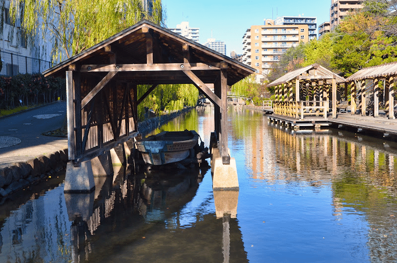 東京・江東区】都内の運河沿いと公園をウォーキング、ランチは激辛