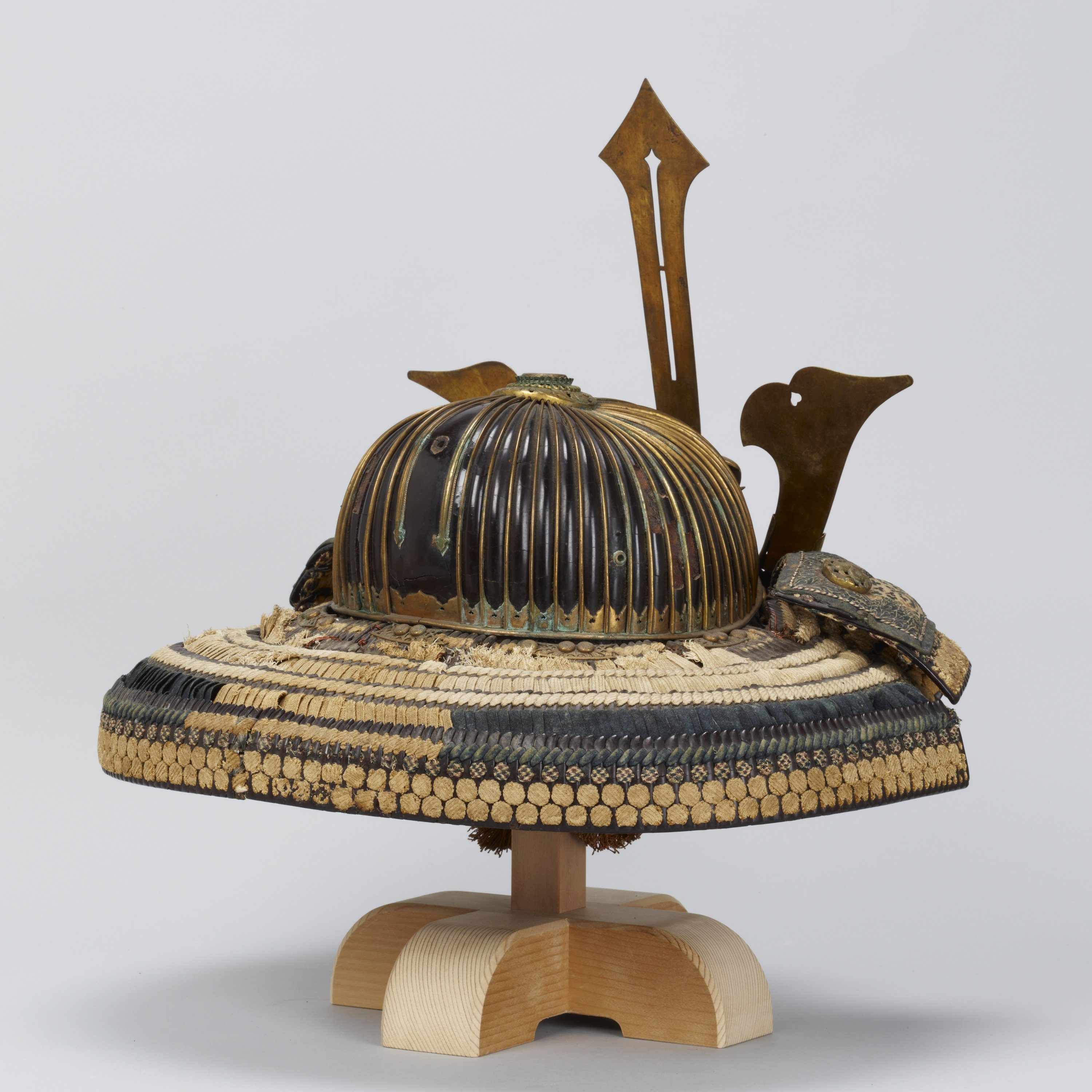 ●伊勢正直作 ●煙草入 ●鹿角 銀 時代物 骨董品 ○伊勢正直作 ○煙草入 ○鹿角 銀 時代物 骨董品
