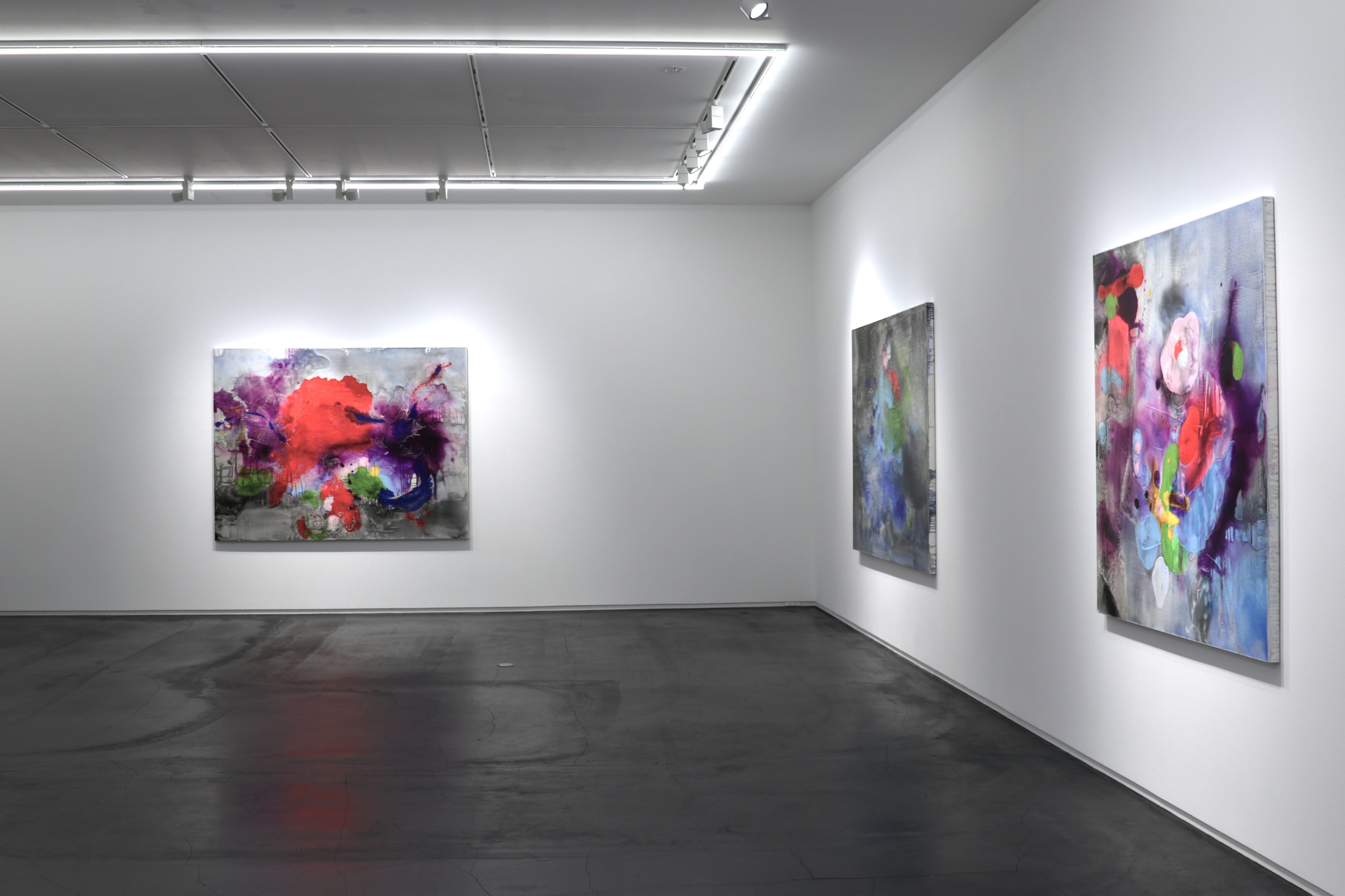 北欧の深い森と鮮烈な赤色と -サイトウマコト 「トーべ・ヤンソンの