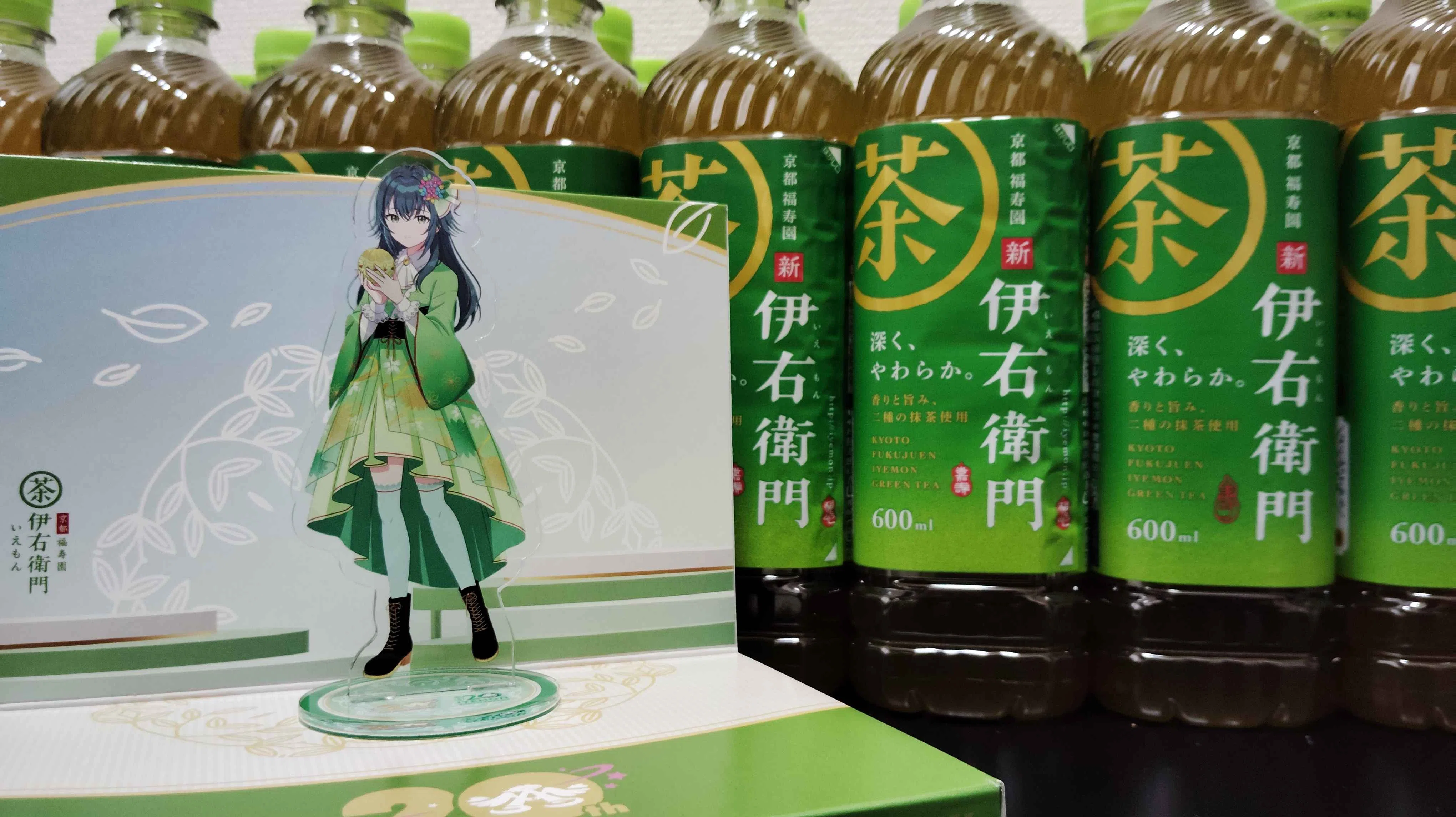 学園アイドルのためにお茶を20kg買って運んだ話｜わゃをん