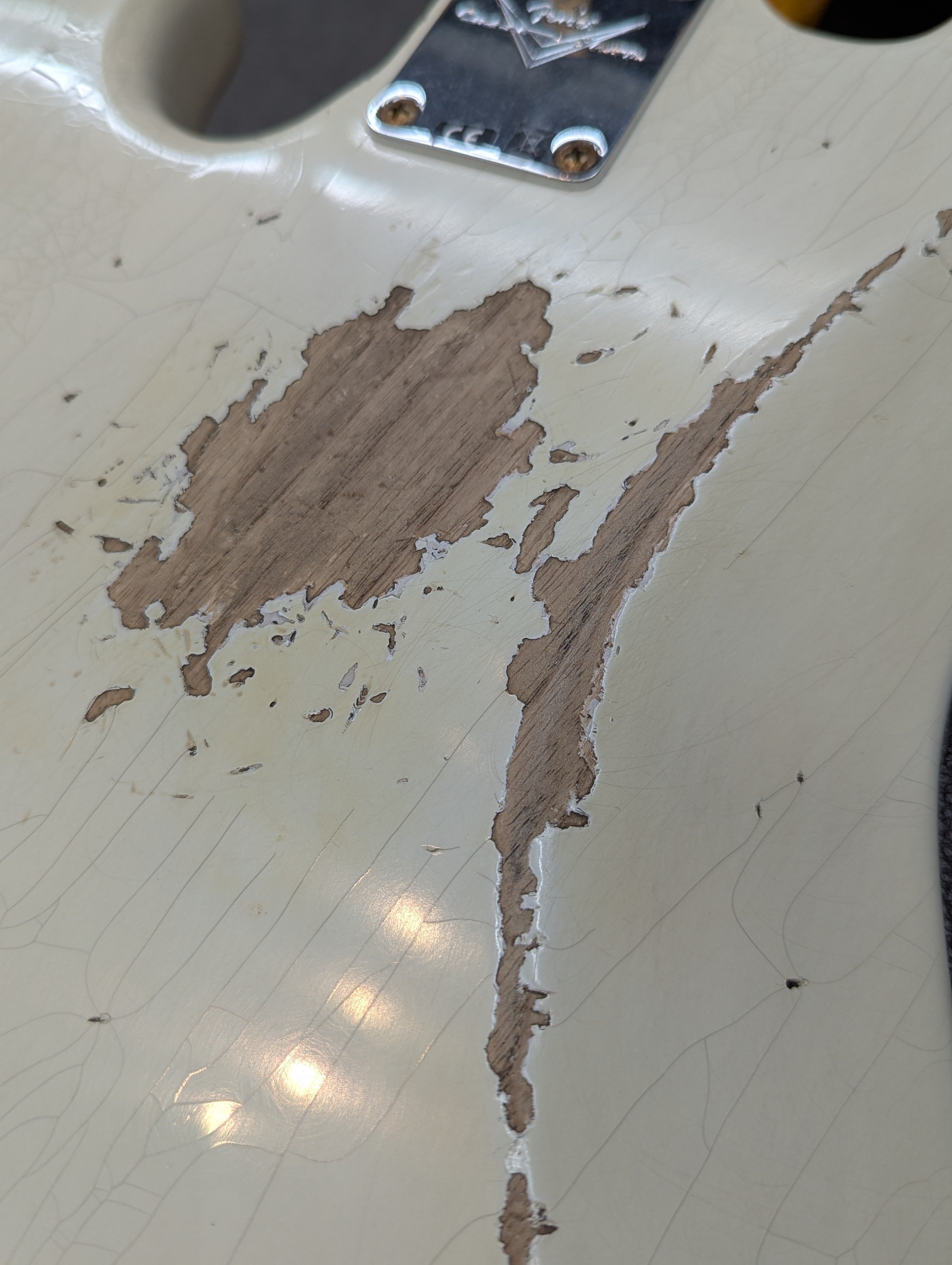 Fender Custom Shop “1961 Jazz Bass Heavy Relic -Aged Olympic White