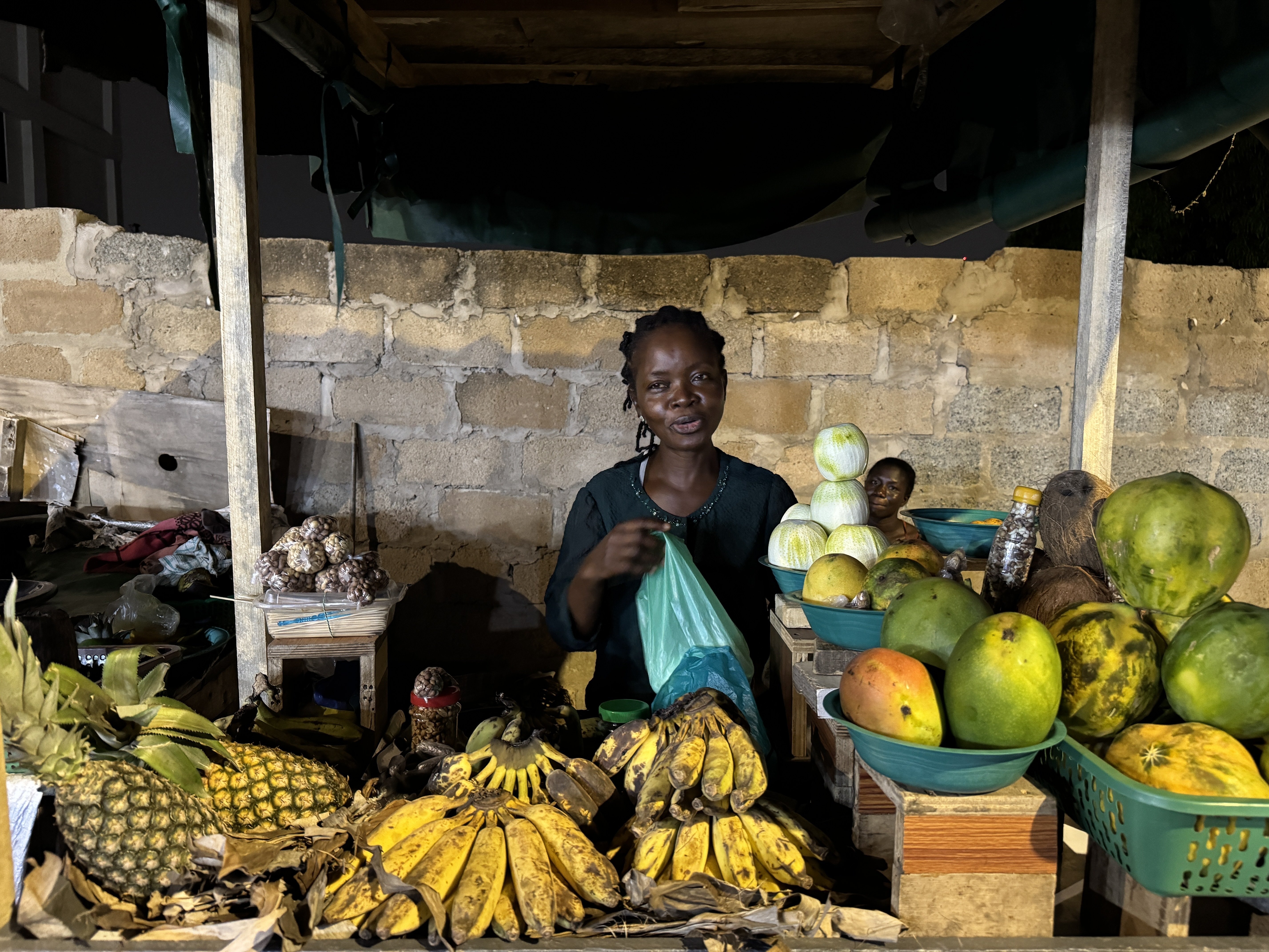 【 アシャンティ族 儀式刀 】　１９世紀　ガーナ　アシャンティ王国　僅少品 アシャンティ族小型仮面 23cm アフリカン プリミティブアート マスク