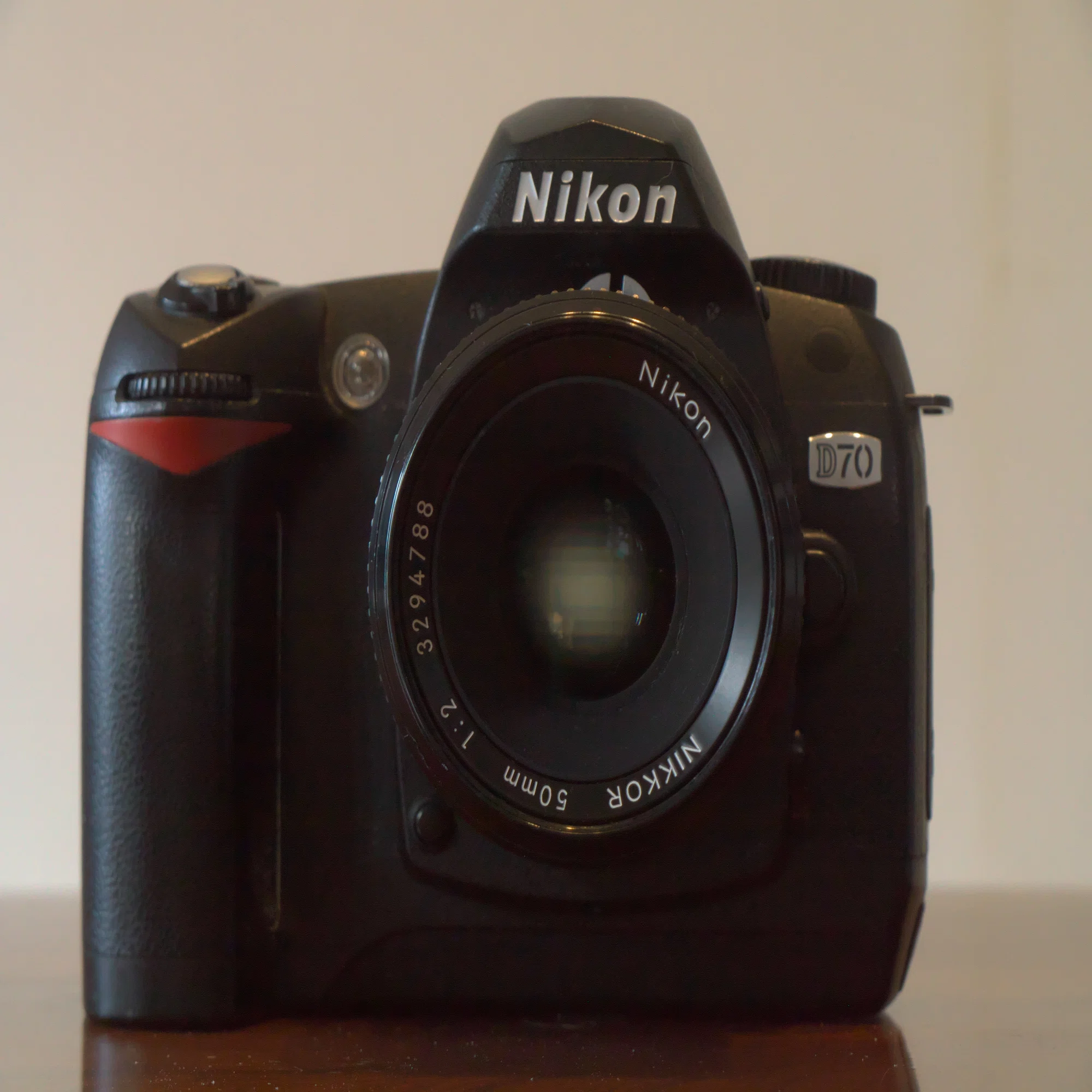 Nikon 一眼レフCCD機 D70 D40x と オールドニッコール｜らいだぁ～