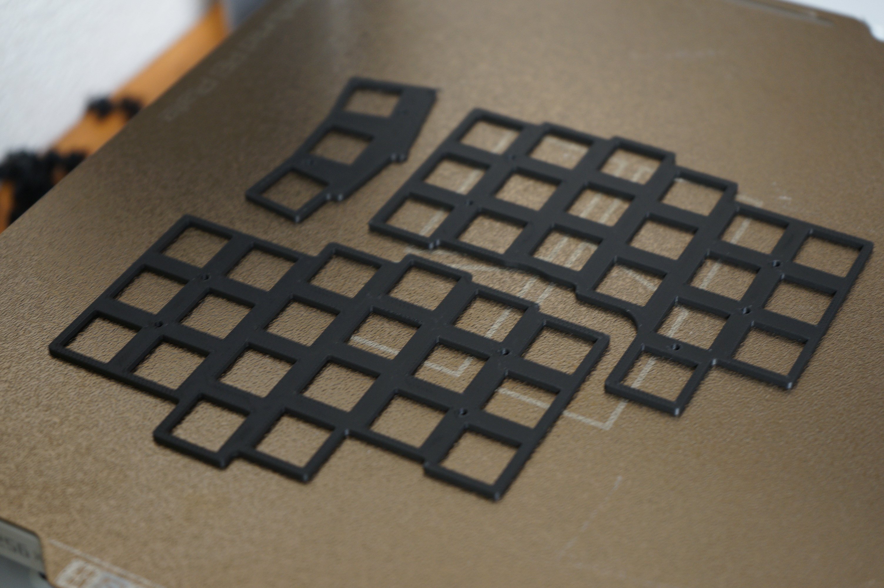 3Dプリントオーダー受付ページ_キーボード・トラックパッド関連アイテム 自作キーボード！3DプリンターとCADで作るkeyball44フル