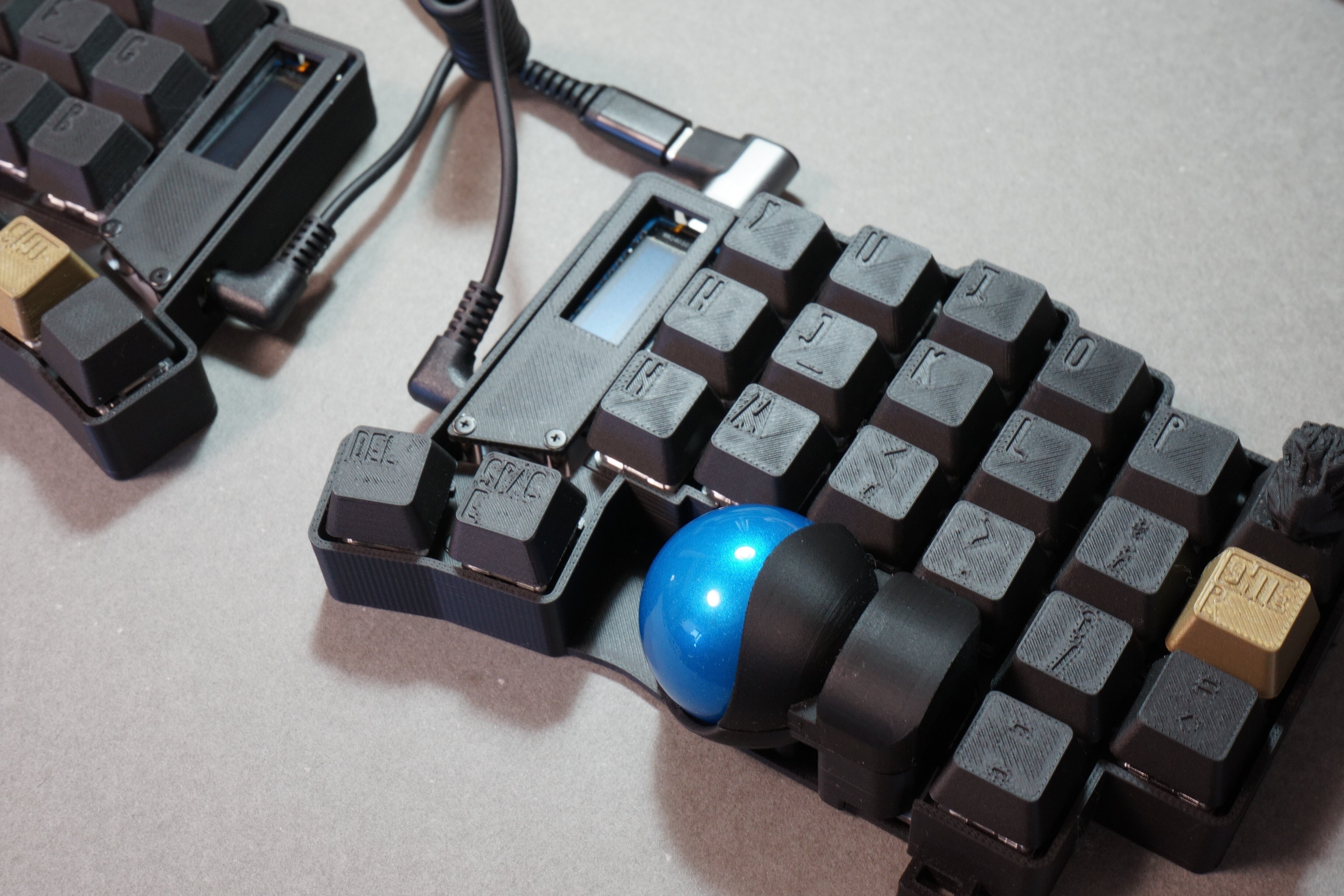 自作キーボード!3DプリンターとCADで作るkeyball44フル 自作キーボード!3DプリンターとCADで作るkeyball44フル