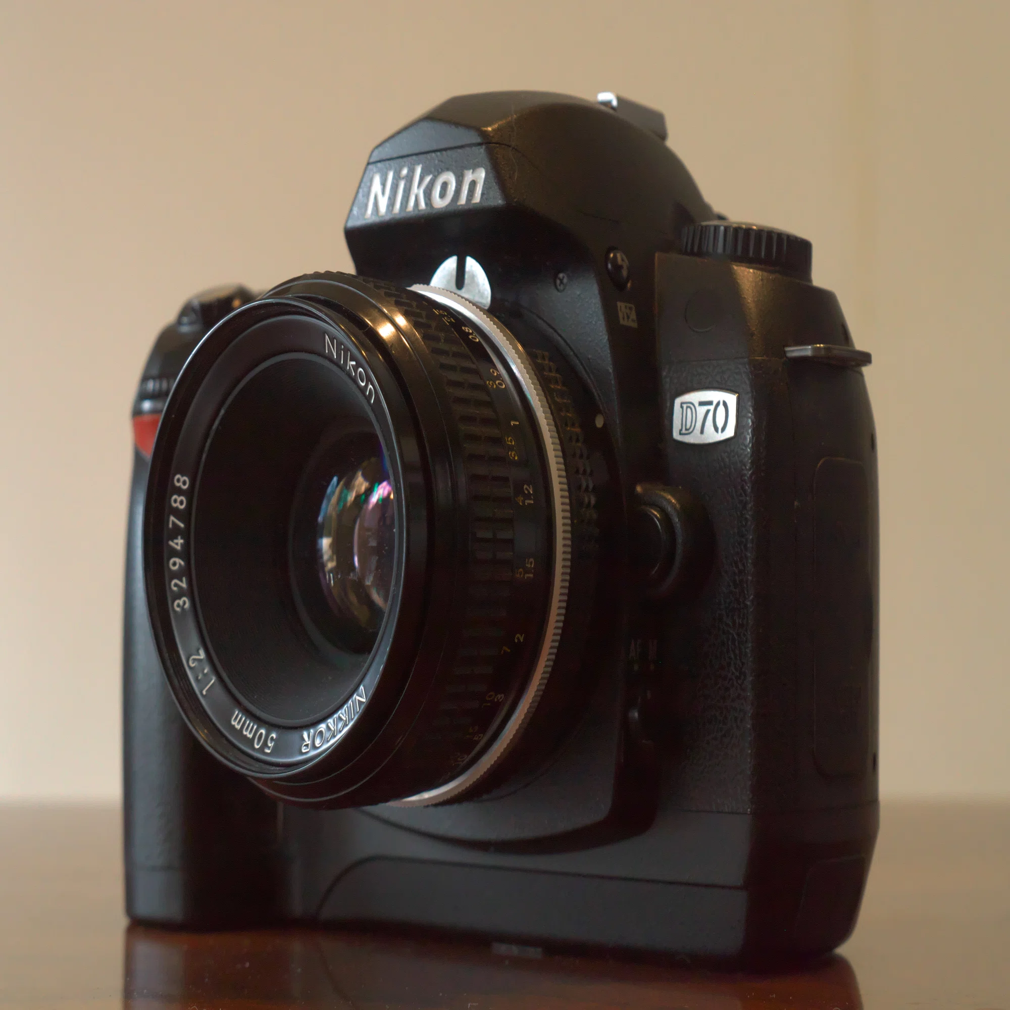 Nikon 一眼レフCCD機 D70 D40x と オールドニッコール｜らいだぁ～