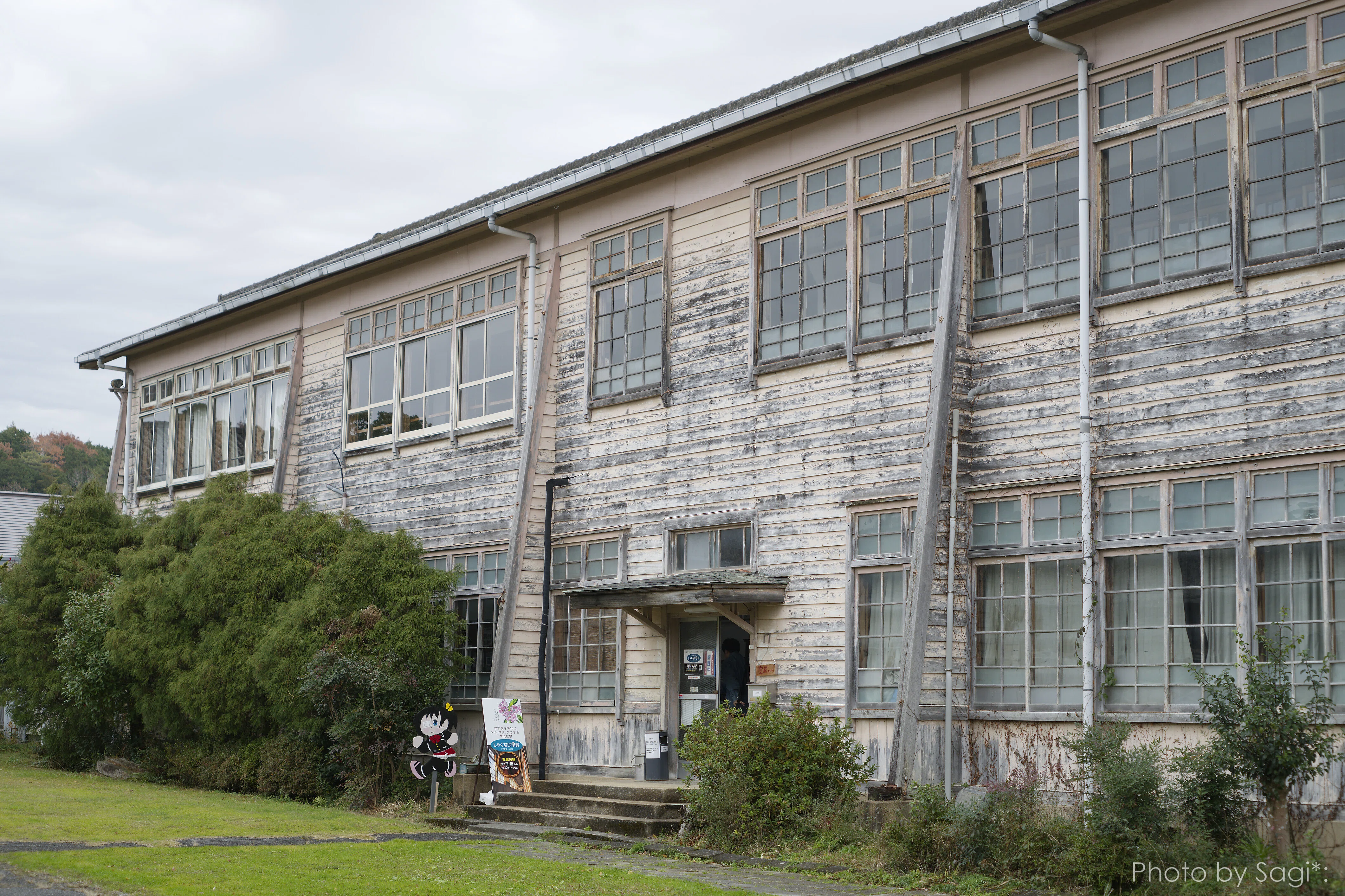 しゃくなげ学校（旧鎌掛小学校）でドール撮影｜鷺