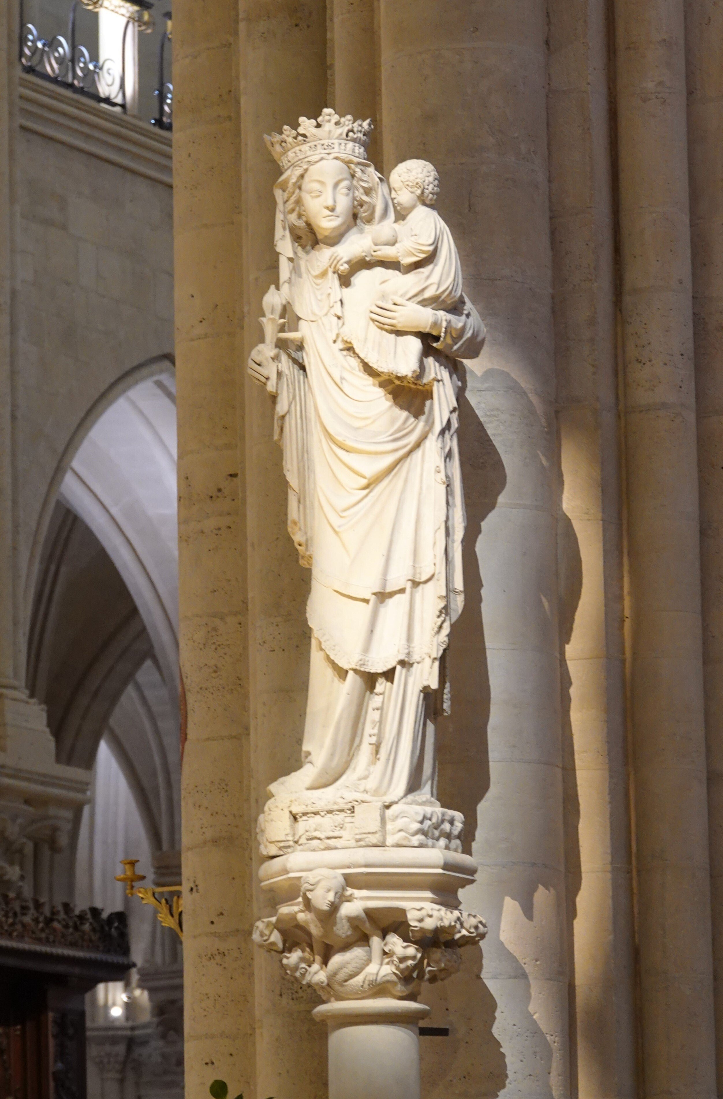 蘇った聖母マリアの大聖堂｜J plus S