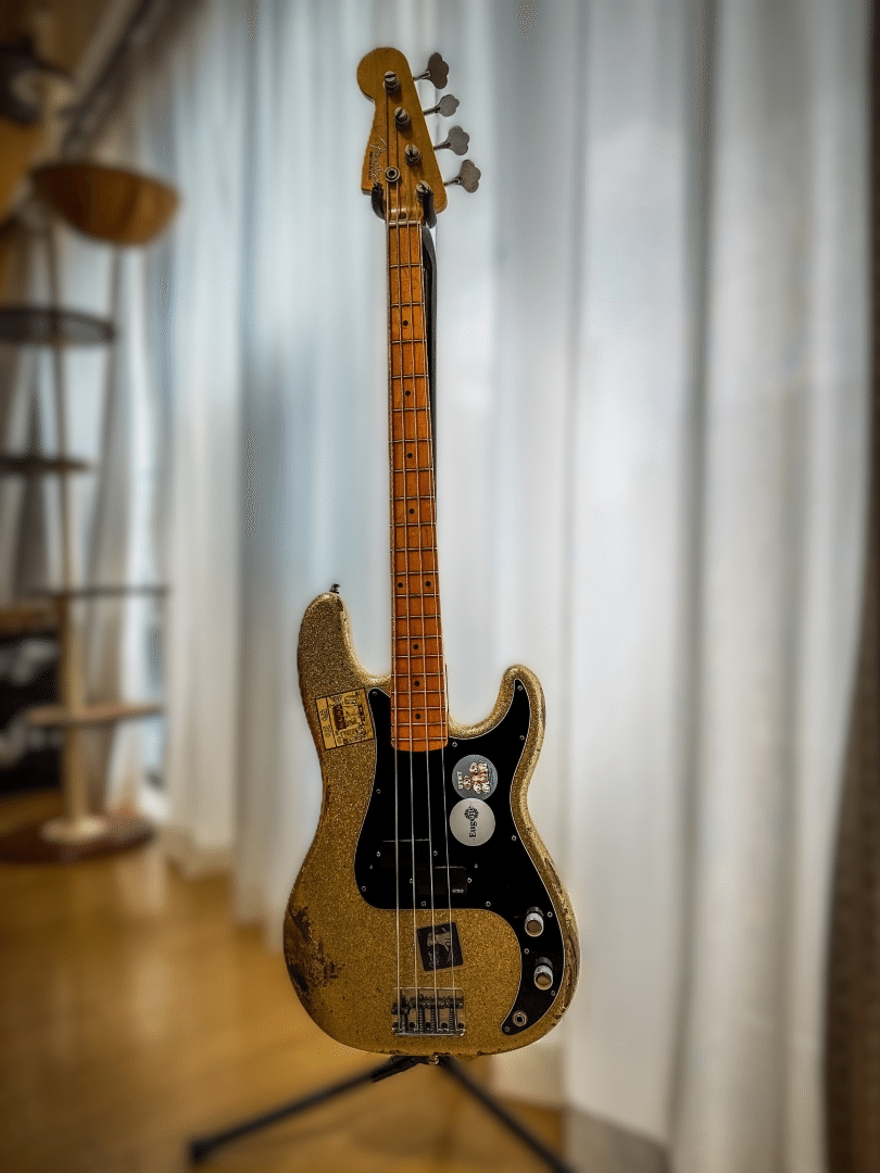 ロックしようぜ！by Fender GIG Standard JB　音出し良好！ ロックしようぜ！by Fender GIG Standard JB 音出し良好