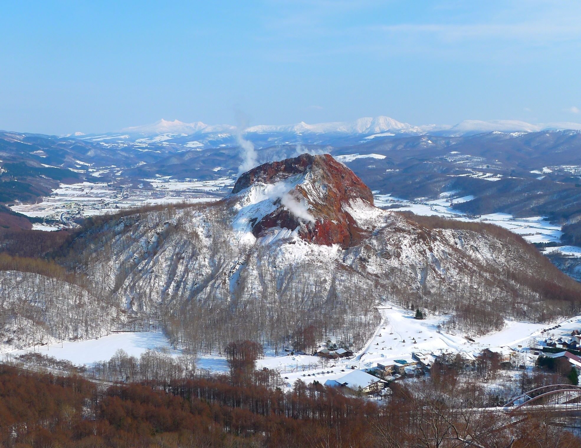 冬の昭和新山~生きている地球を感じる~|Mt. USU Ropeway 有珠 冬の昭和新山~生きている地球を感じる~|Mt. USU Ropeway 有珠