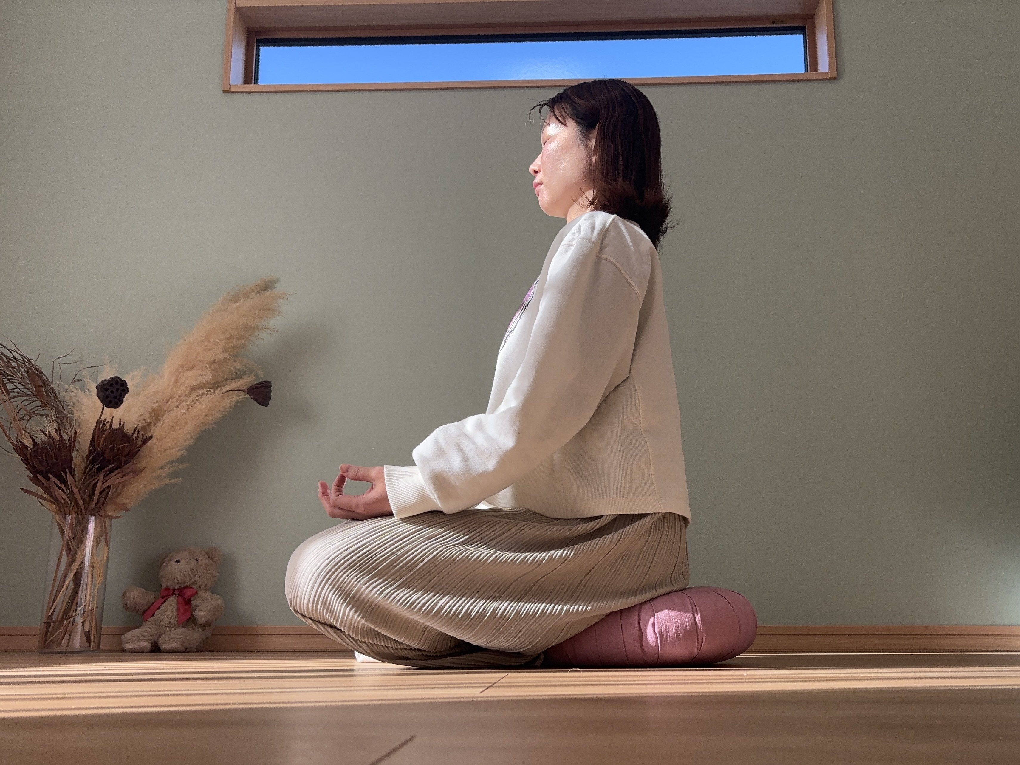 ヨガザフ知ってますか？｜山内葵/理学療法士ヨガインストラクター