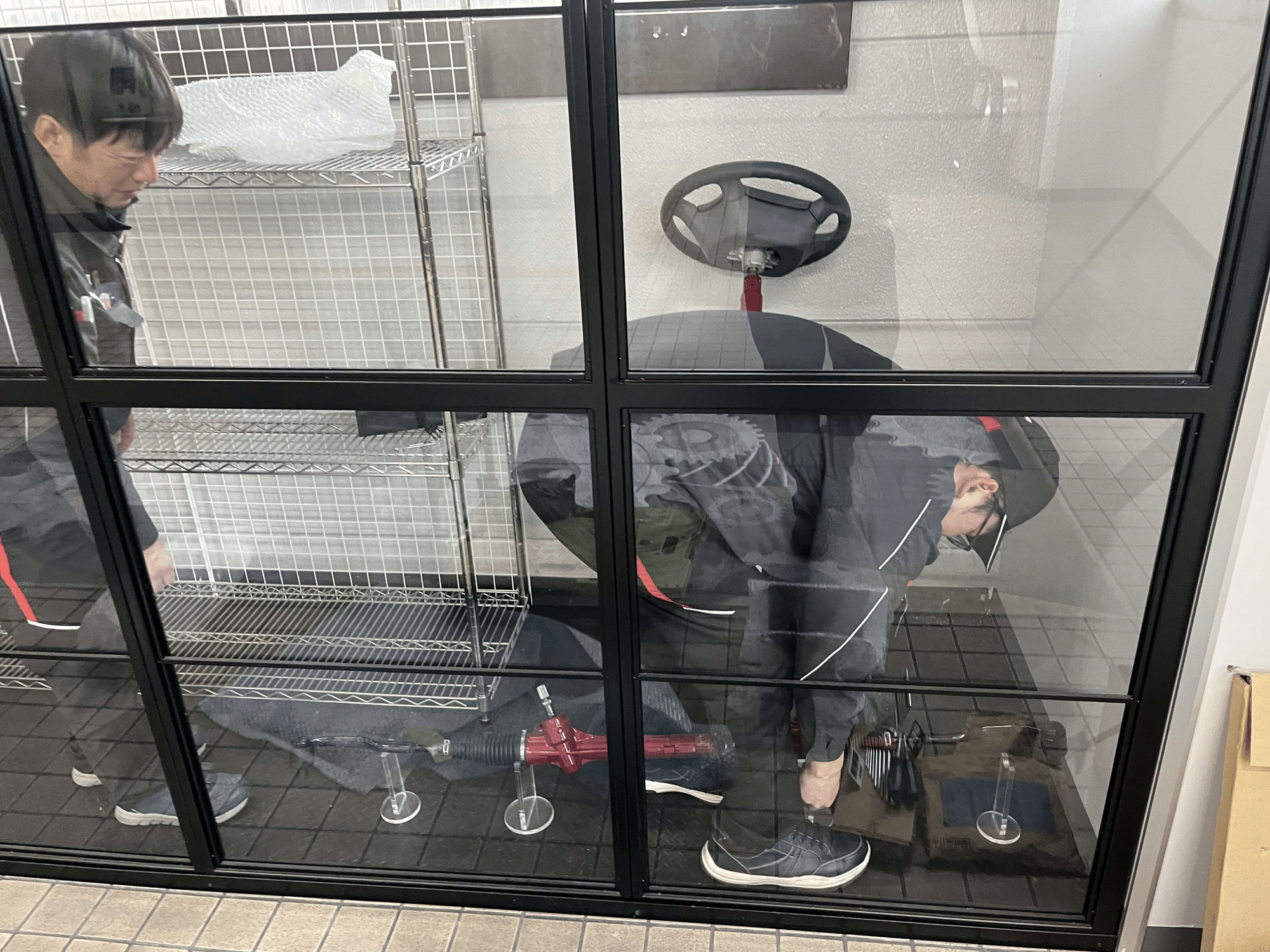 近鉄八尾駅西口に新たな会社を展示|大阪府八尾市【公式 近鉄八尾駅西口に新たな会社を展示|大阪府八尾市【公式