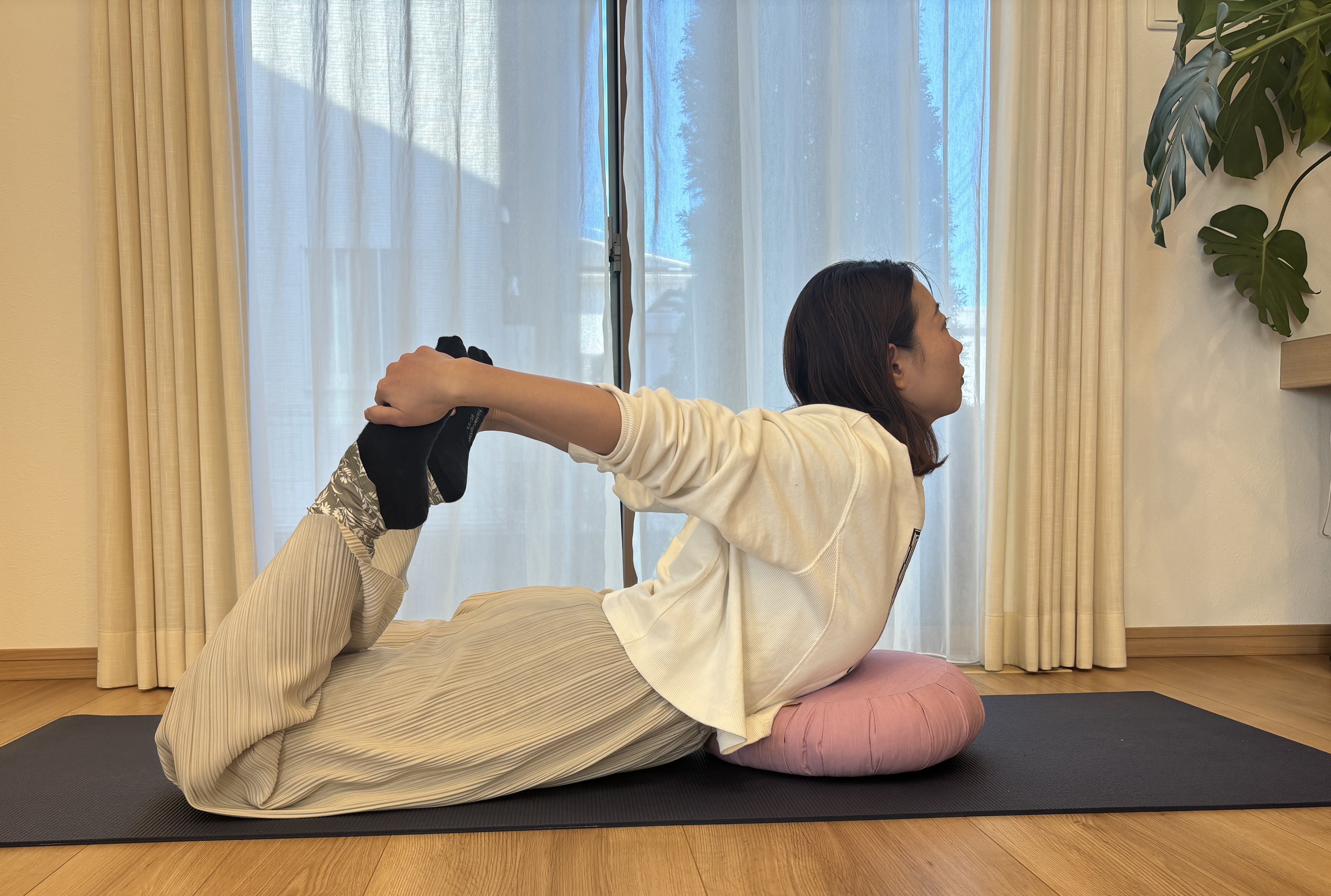 ヨガザフ知ってますか？｜山内葵/理学療法士ヨガインストラクター