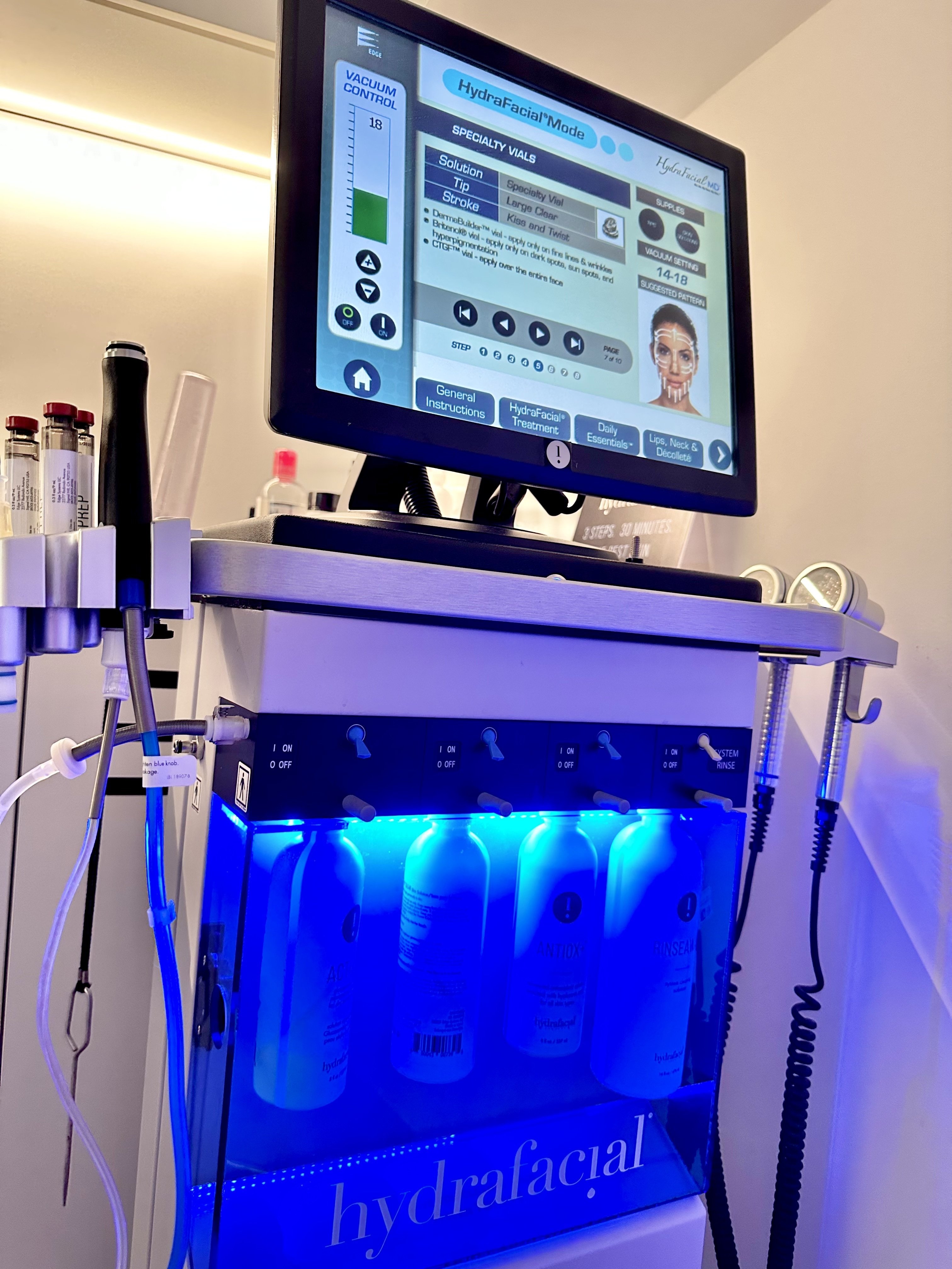 海外女子旅✈️と言えば美容時間！搭載機能がヤバすぎる美顔器