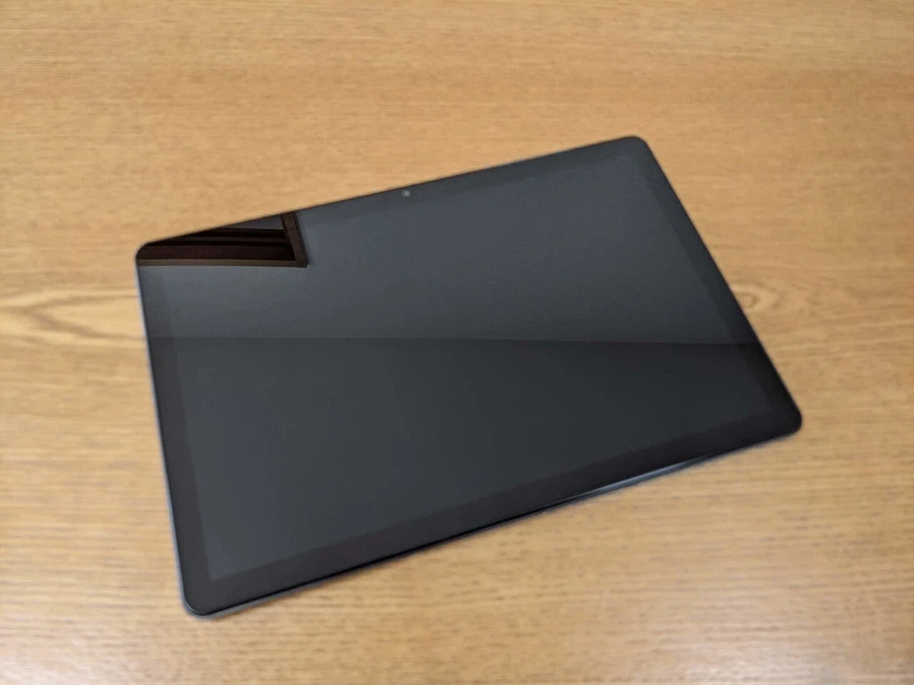 随分前のレビューです。Lenovo IdeaPad Duet レビュー。このChromebook
