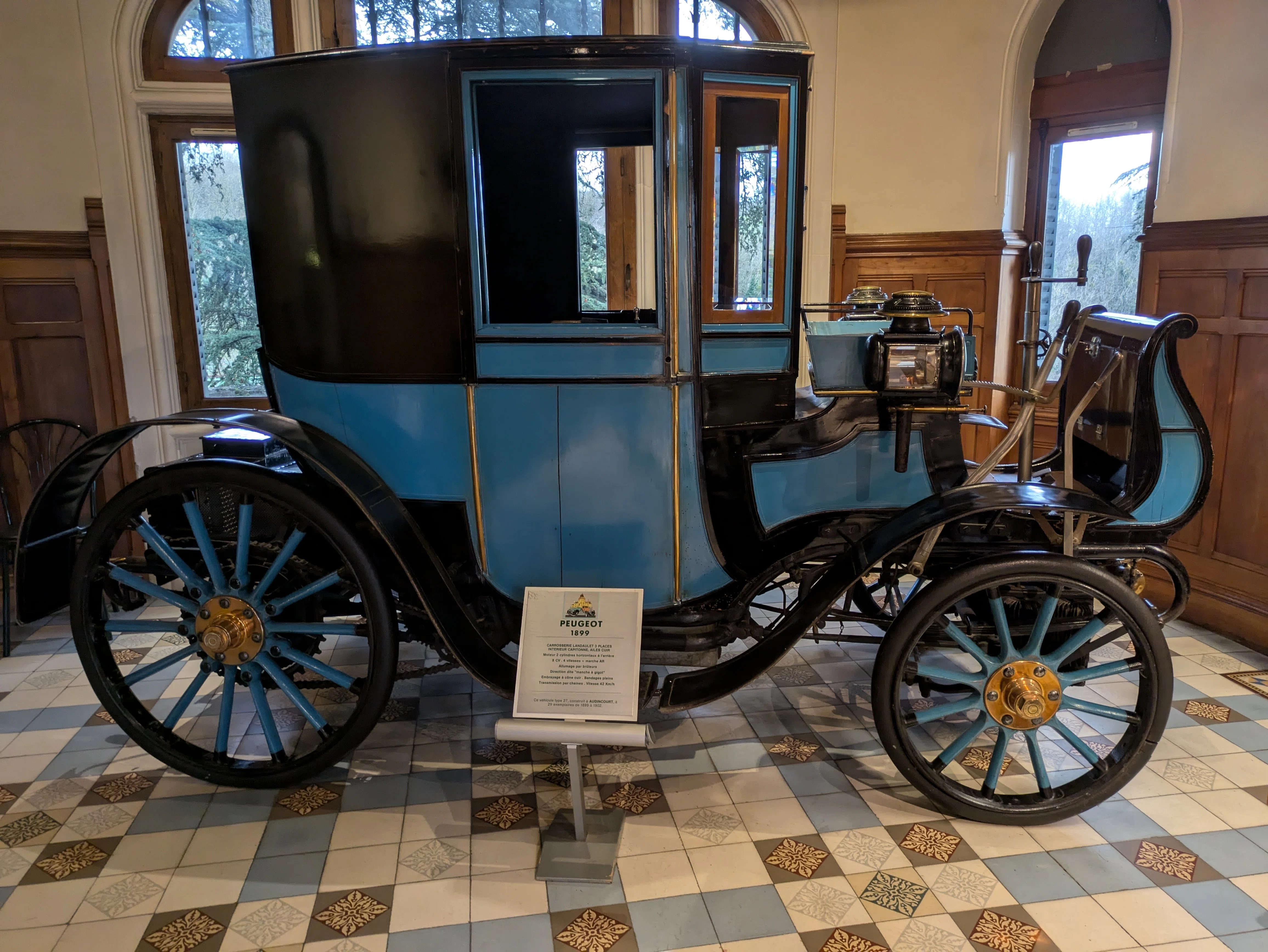 アンリ・マラルトル自動車博物館（Musée Henri Malartre）｜川端 準
