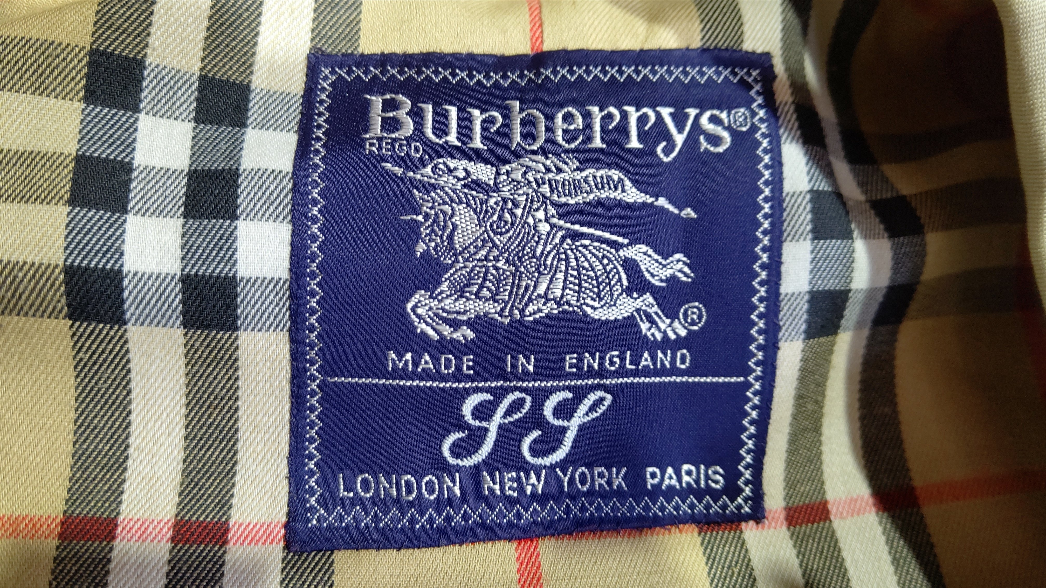 英国製🐎BURBERRYS✨ベルト付きステンカラーコートをレスキュー 英国製🐎BURBERRYS✨ベルト付きステンカラーコートをレスキュー