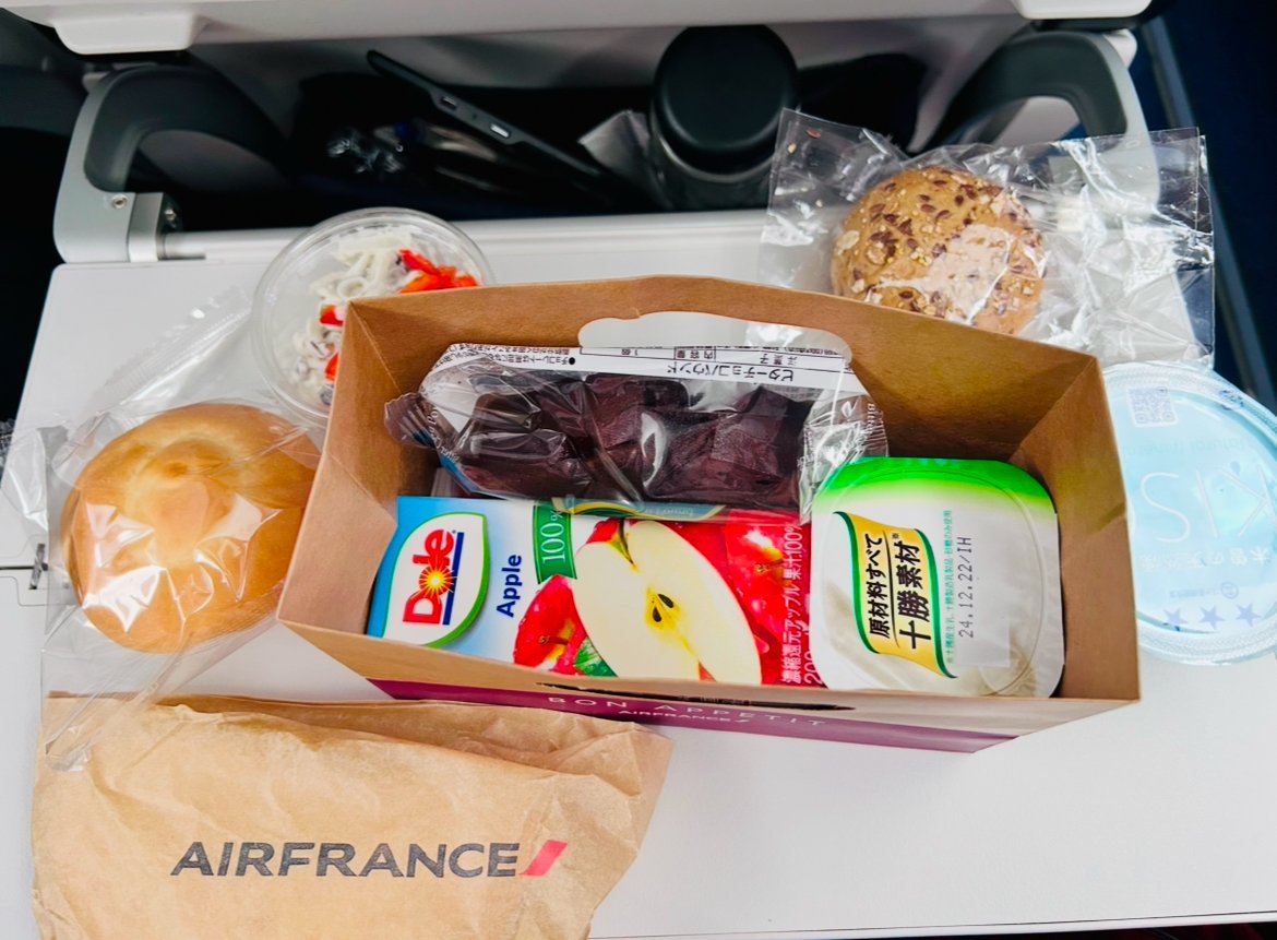 機内食(Air France 羽田-パリ-トゥールーズ) - Des repas d 機内食(Air France 羽田-パリ-トゥールーズ) - Des repas d